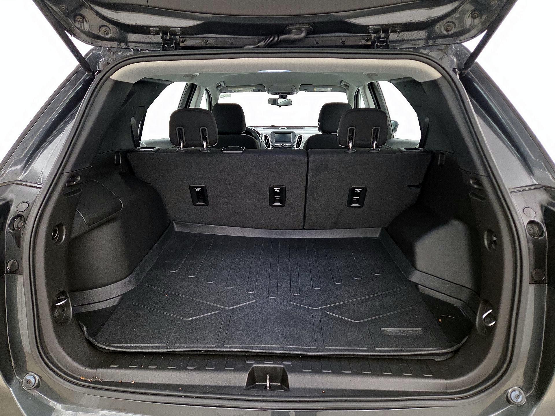 Thumbnail: 2018 Chevrolet Equinox - 20