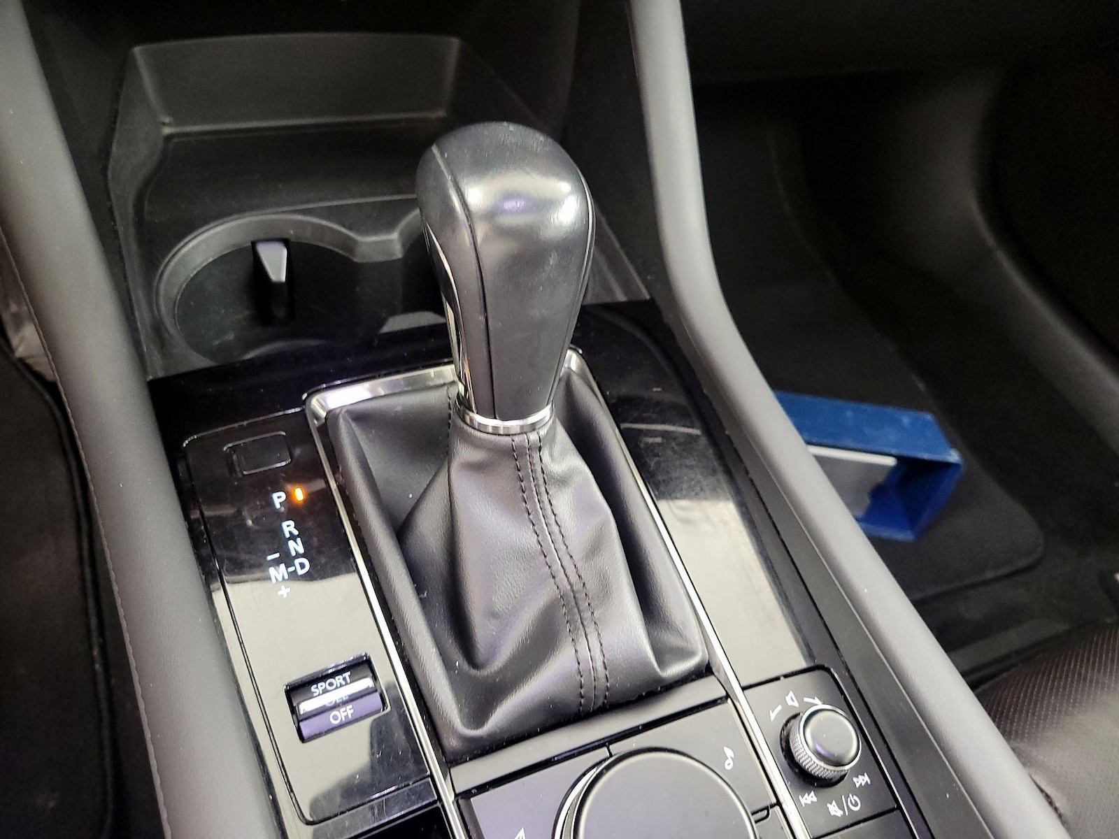 2020 Mazda Mazda3 Premium AWD - Photo 18