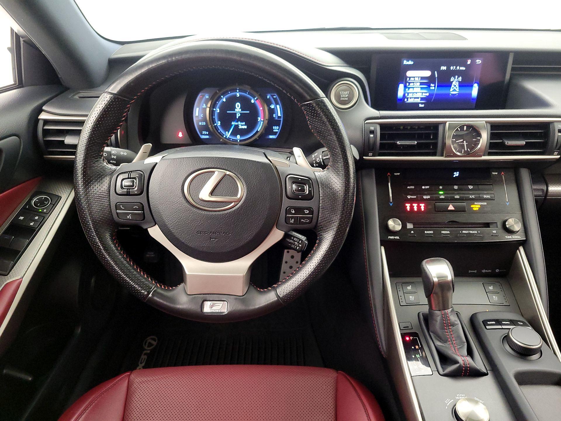 Thumbnail: 2018 Lexus IS - 10