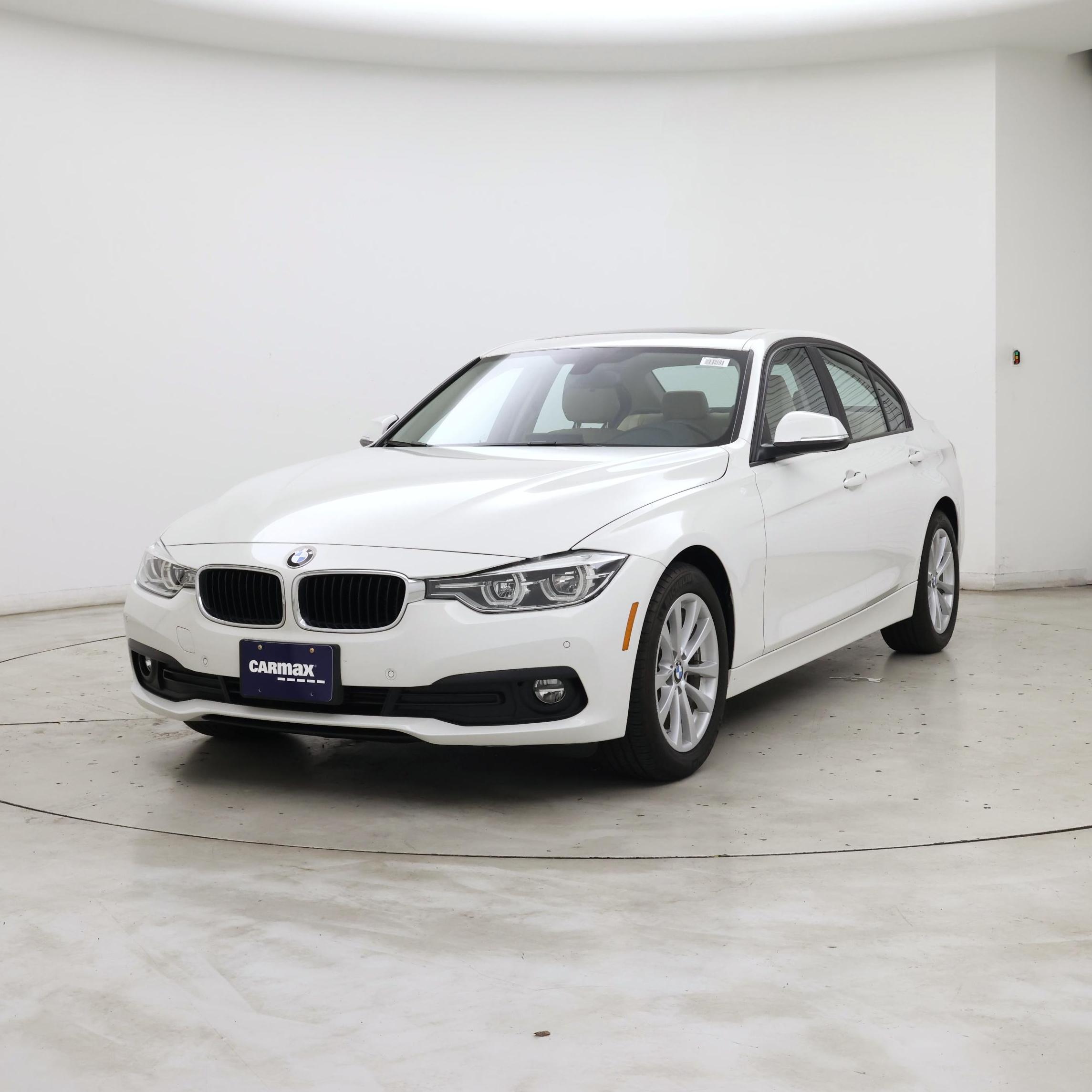 Thumbnail: 2018 BMW 3 Series - 4