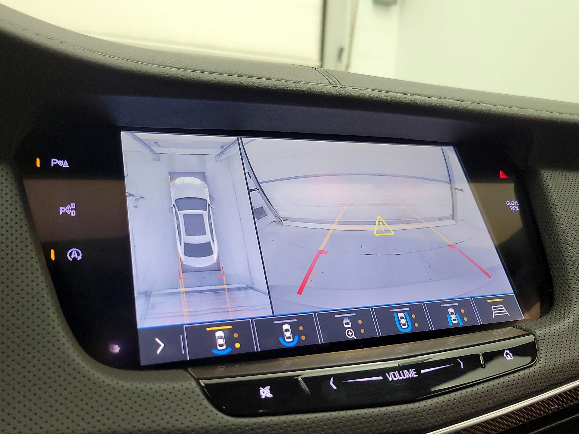 Thumbnail: 2019 Cadillac CT6 - 15