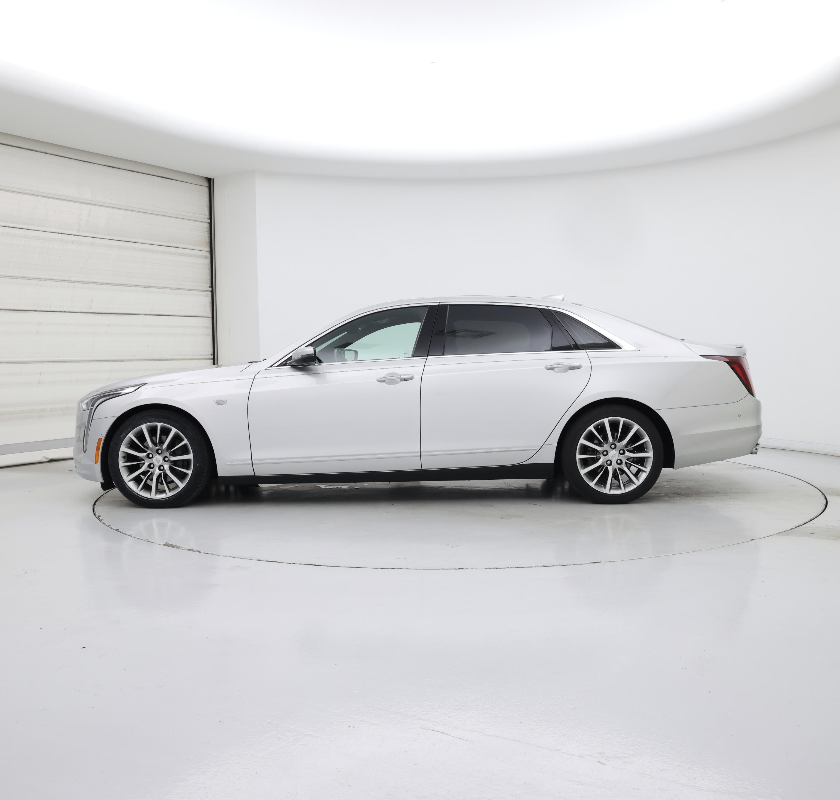 Thumbnail: 2019 Cadillac CT6 - 3