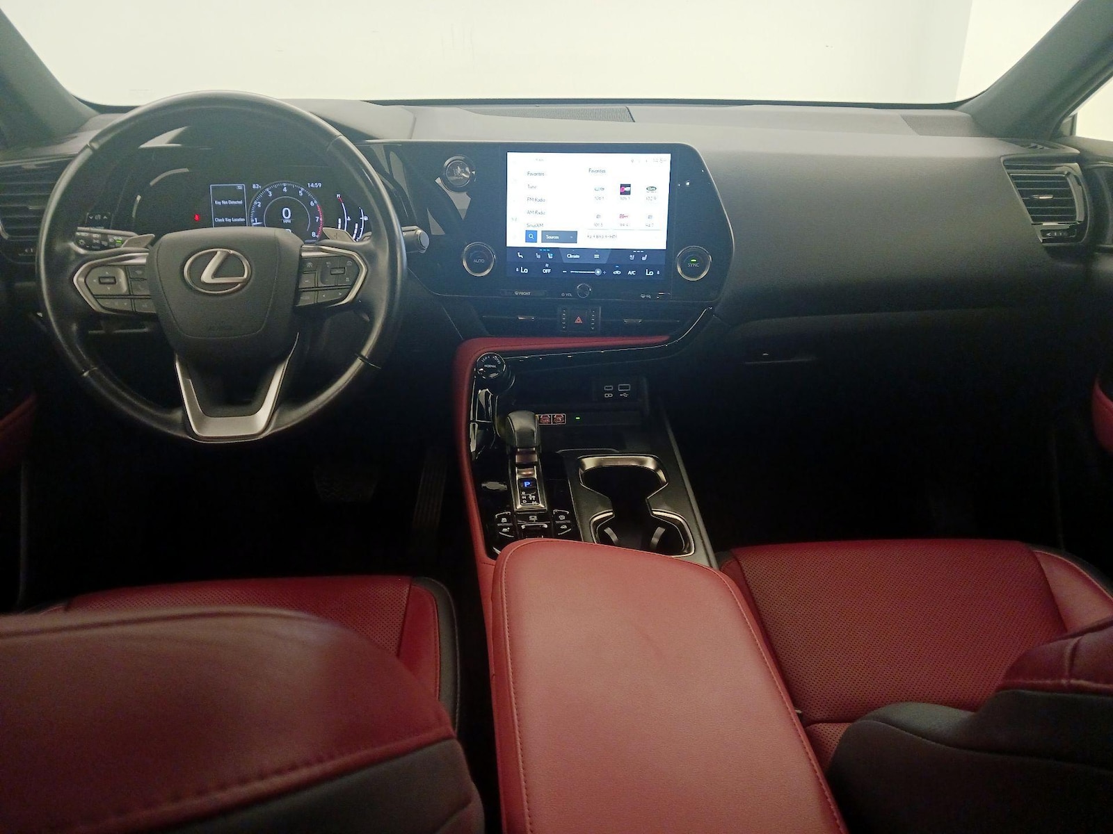 2022 Lexus NX 350 - Photo 10