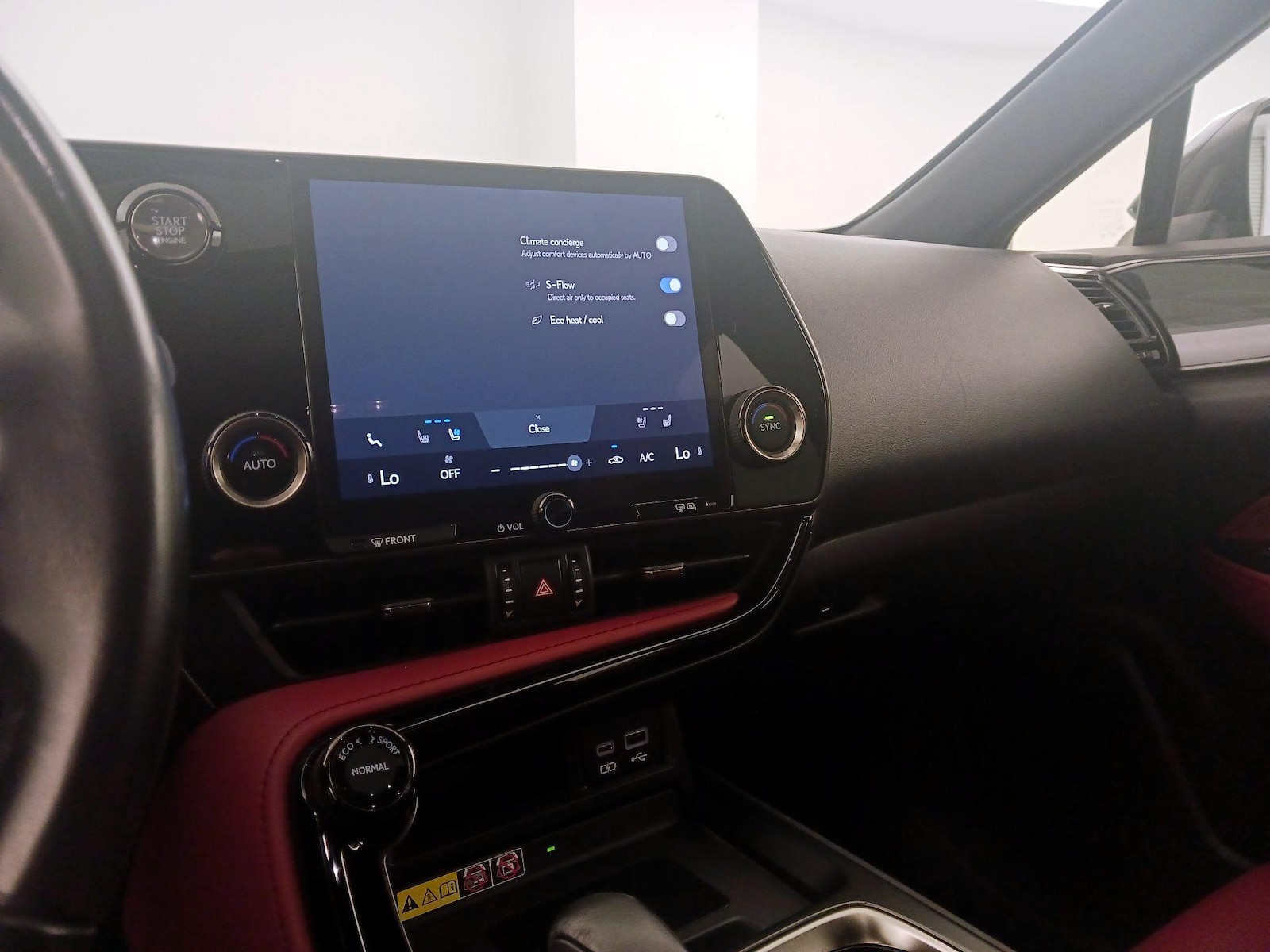 2022 Lexus NX 350 - Photo 17