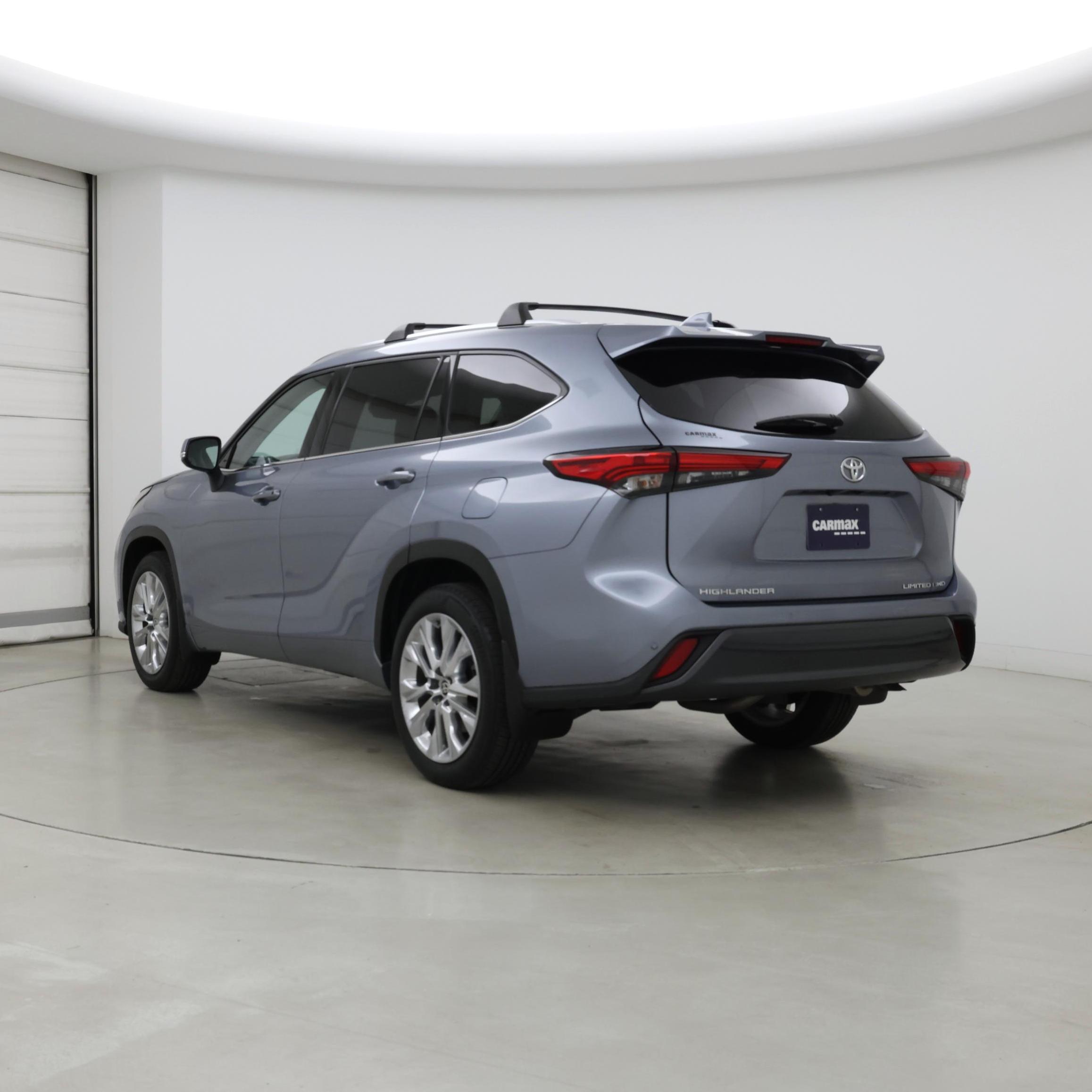 Thumbnail: 2021 Toyota Highlander - 2