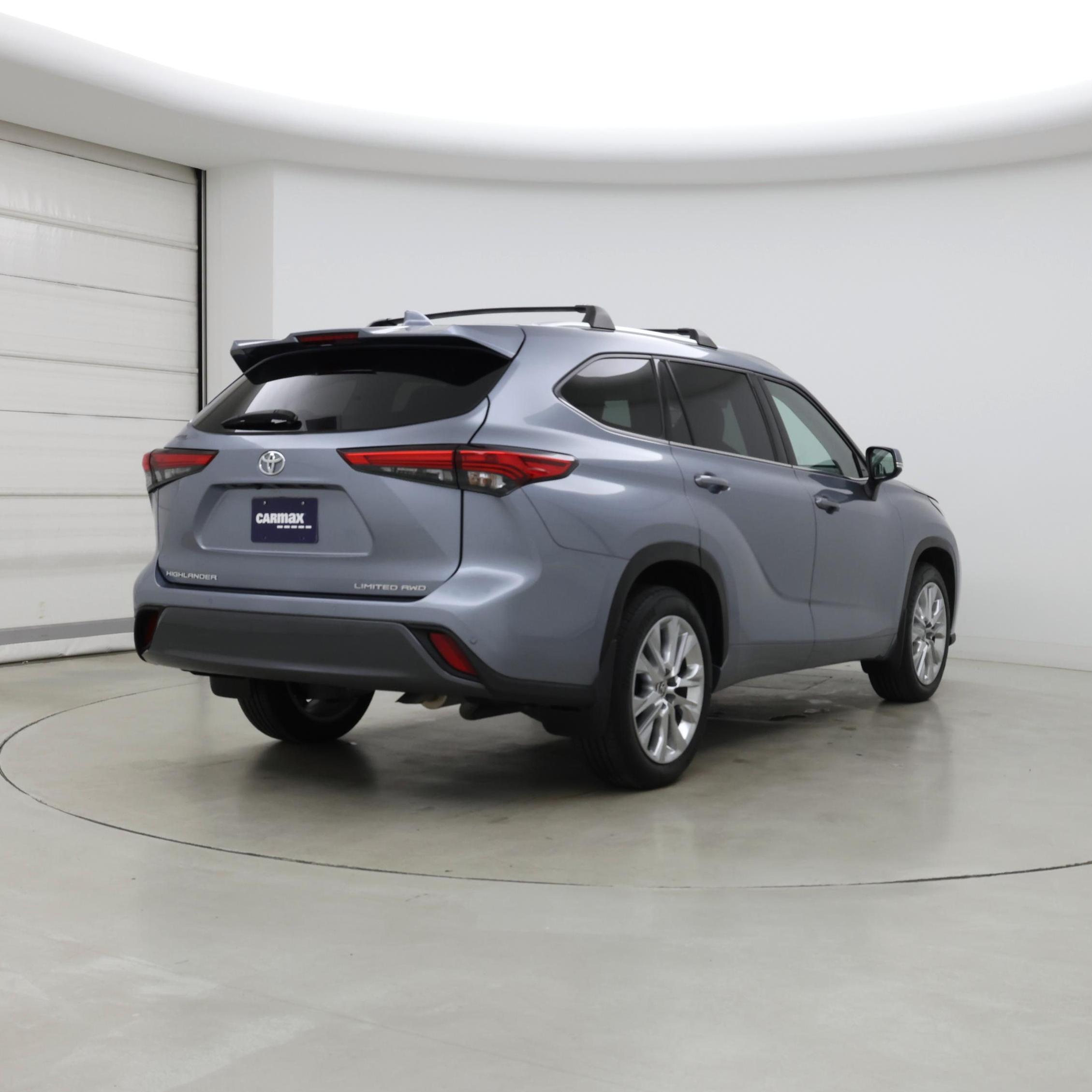Thumbnail: 2021 Toyota Highlander - 8