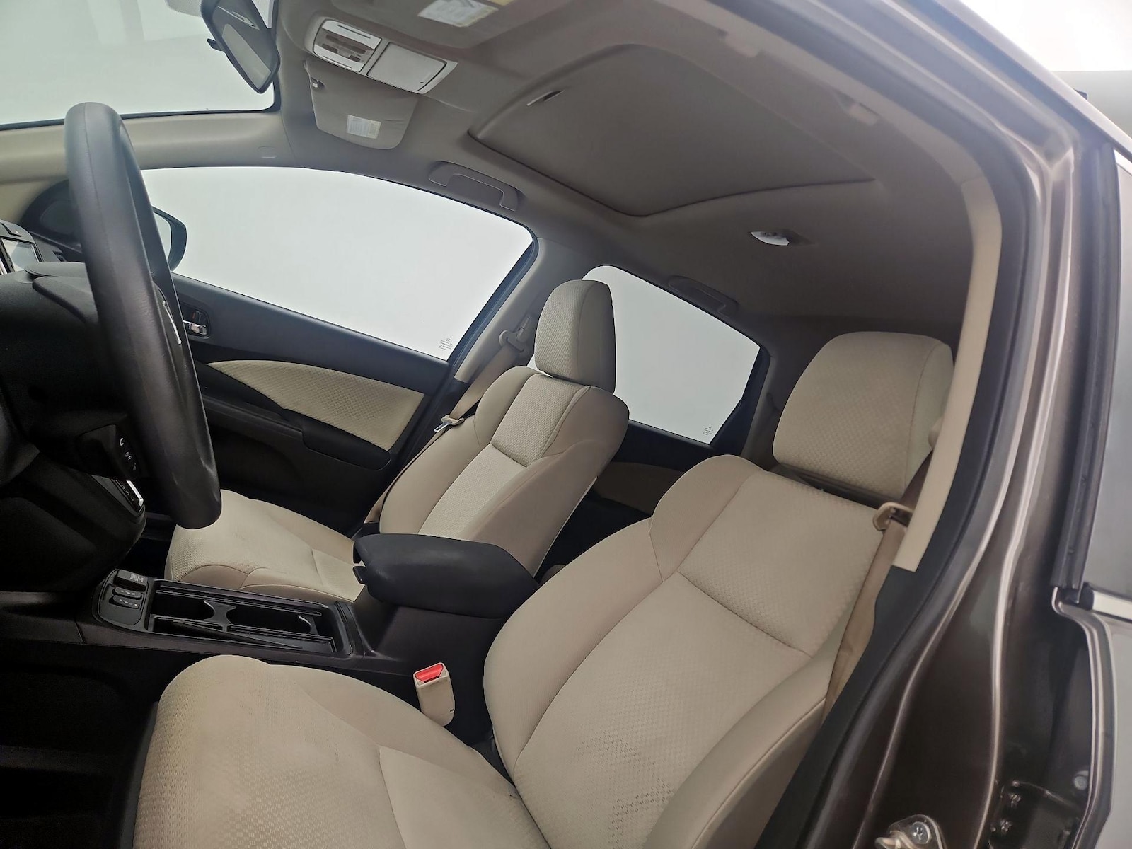 Sunroof(s) & Overhead Airbags