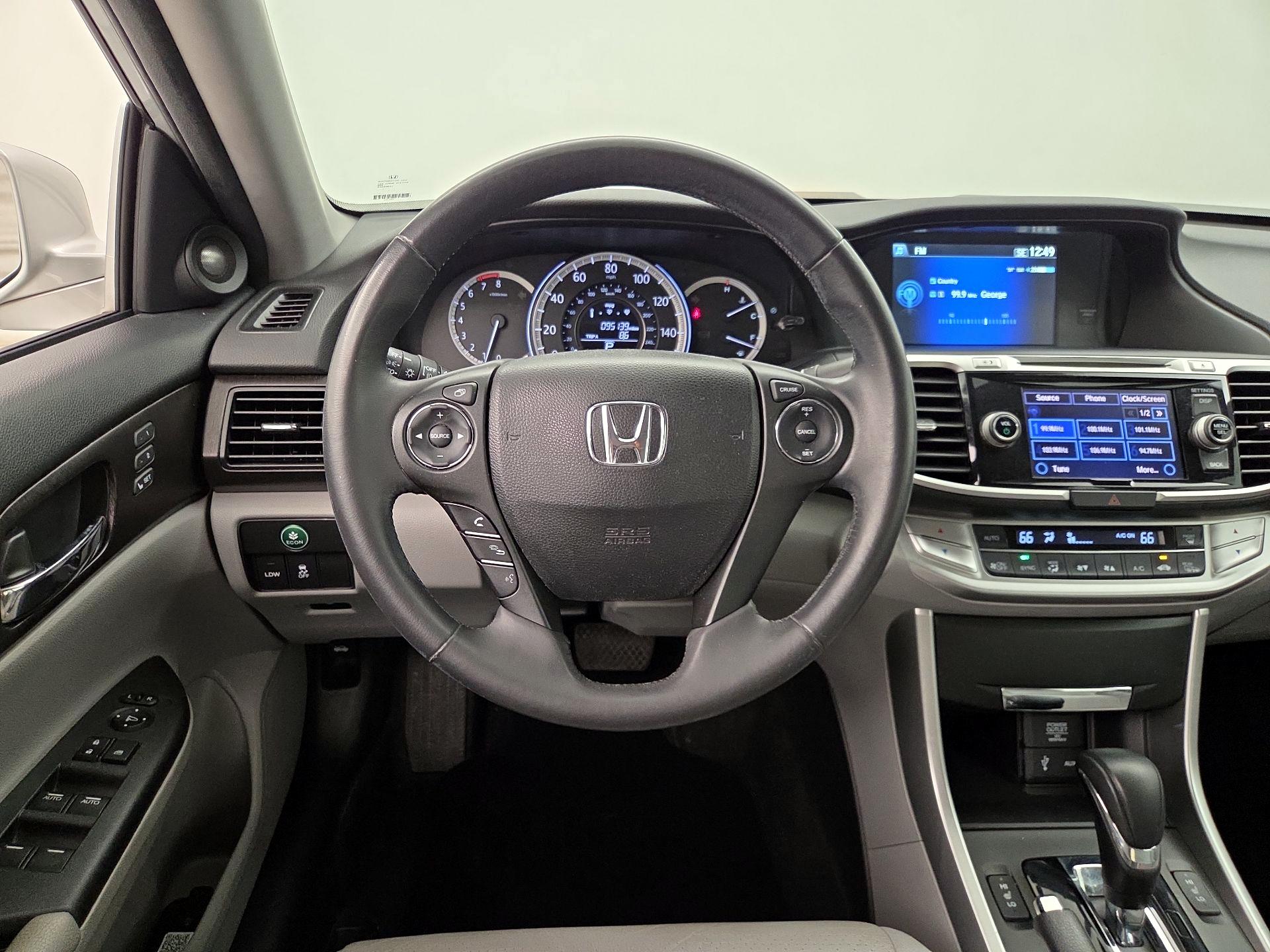 Thumbnail: 2014 Honda Accord - 10