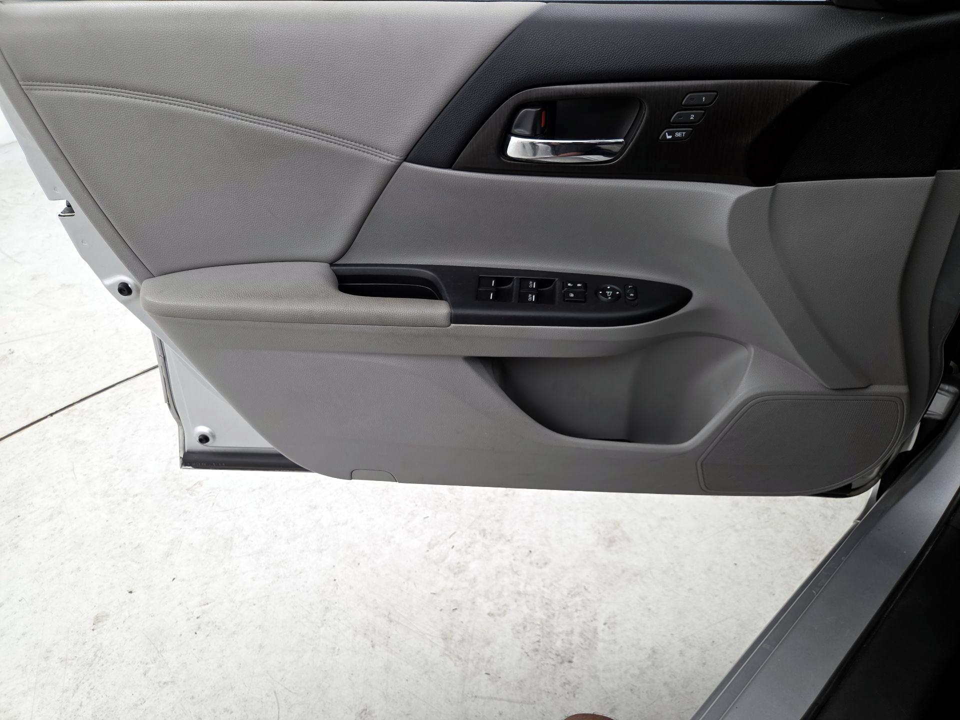 Thumbnail: 2014 Honda Accord - 12