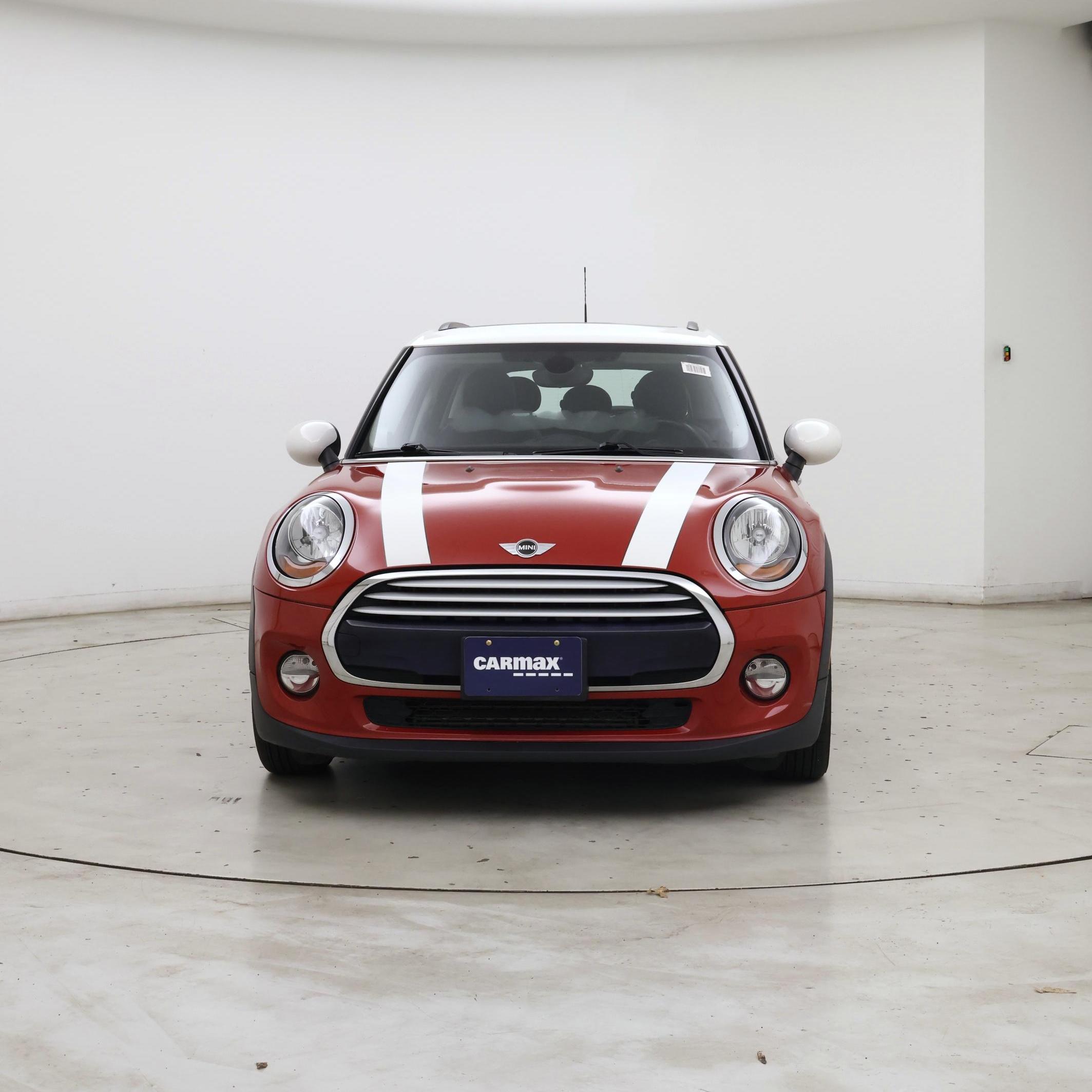 Thumbnail: 2015 MINI Cooper Hardtop - 5