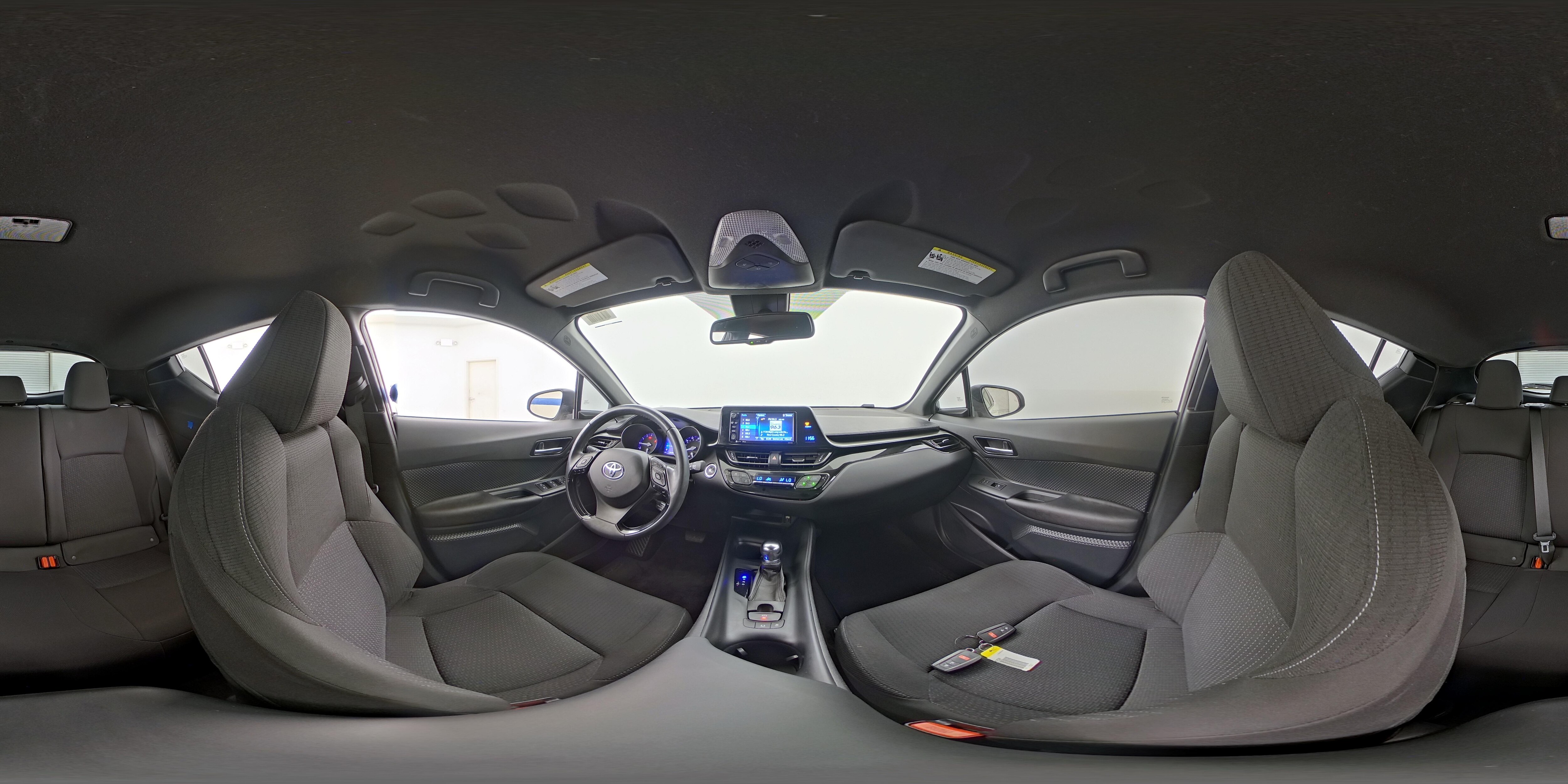 2018 Toyota C-HR XLE Premium - Photo 24