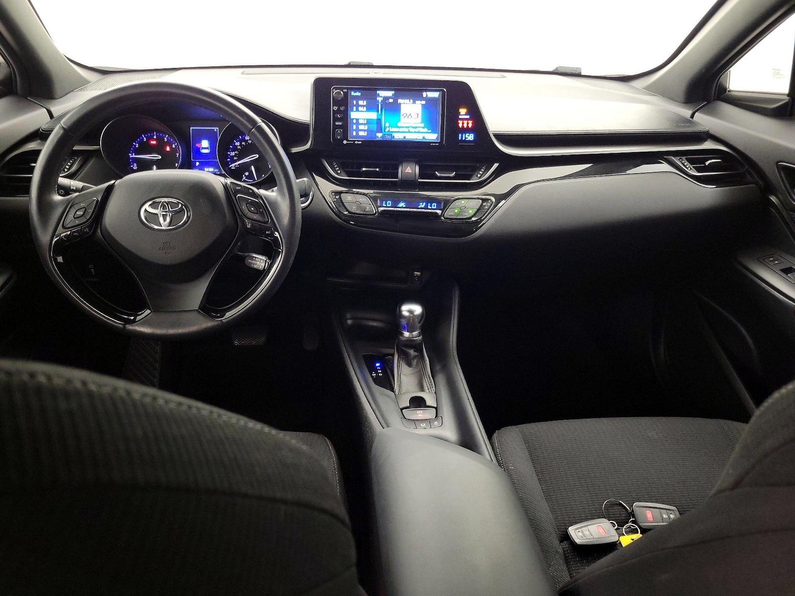 2018 Toyota C-HR XLE Premium - Photo 10