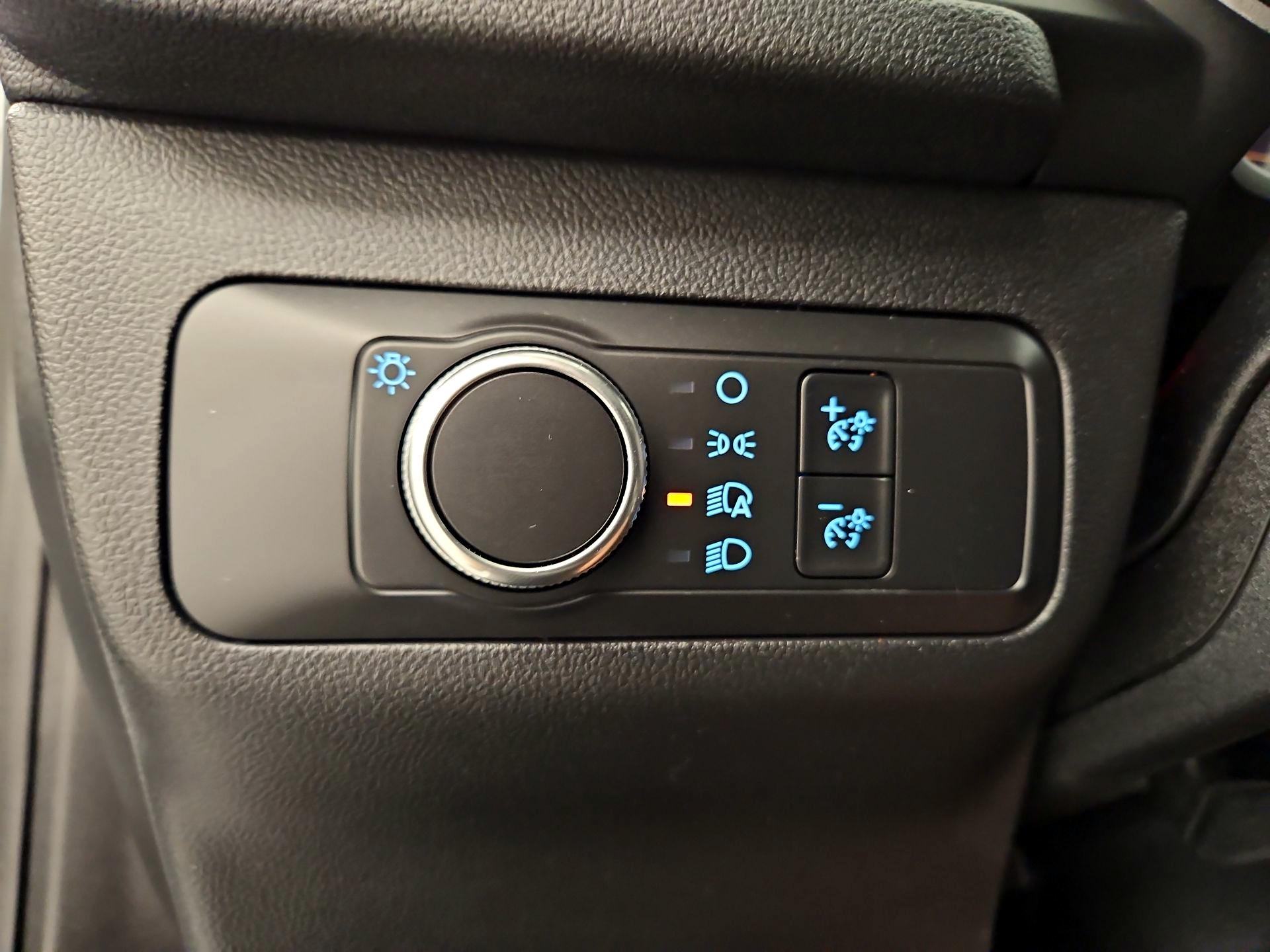 Thumbnail: 2020 Ford Escape - 13