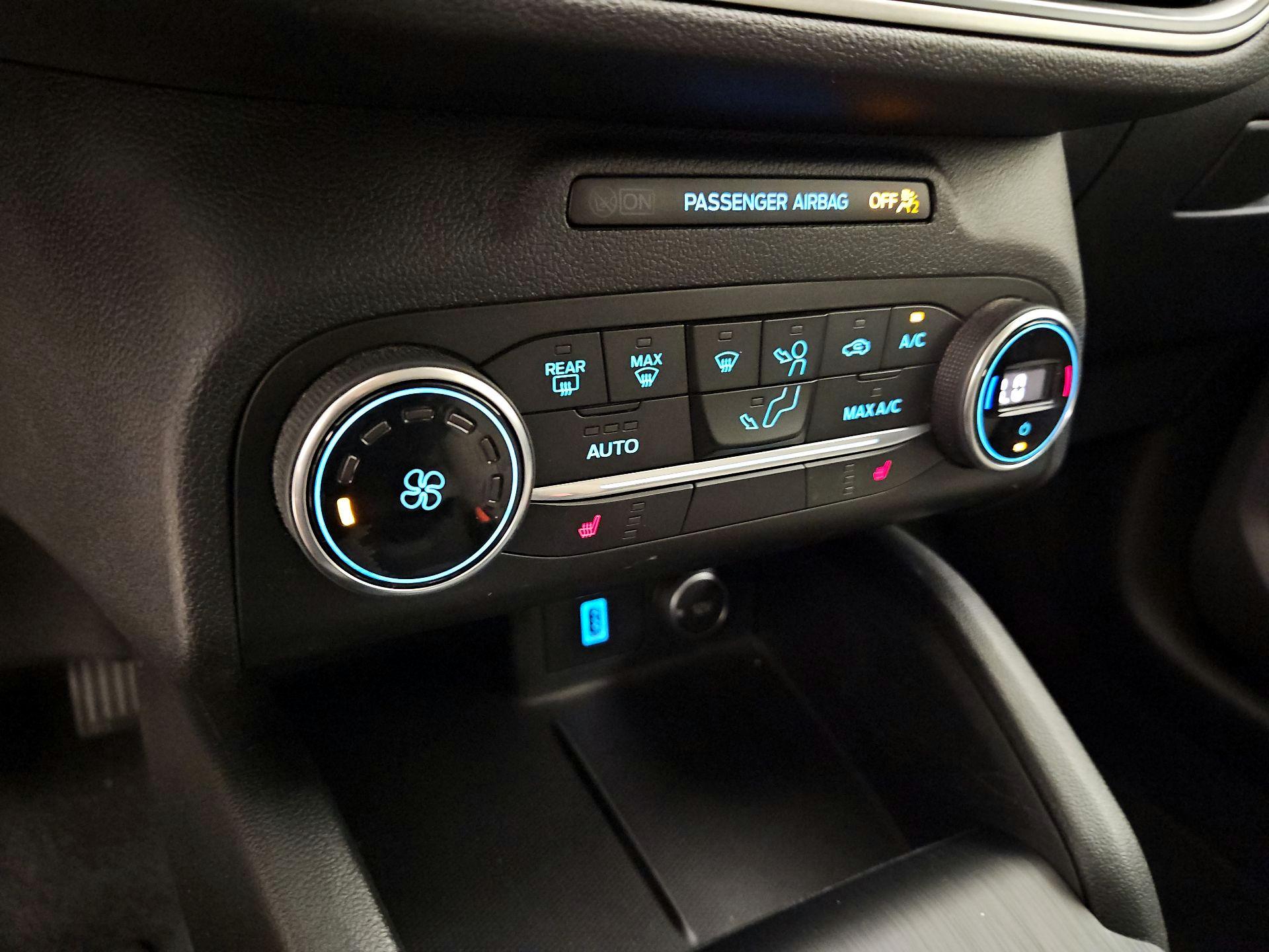 Thumbnail: 2020 Ford Escape - 17