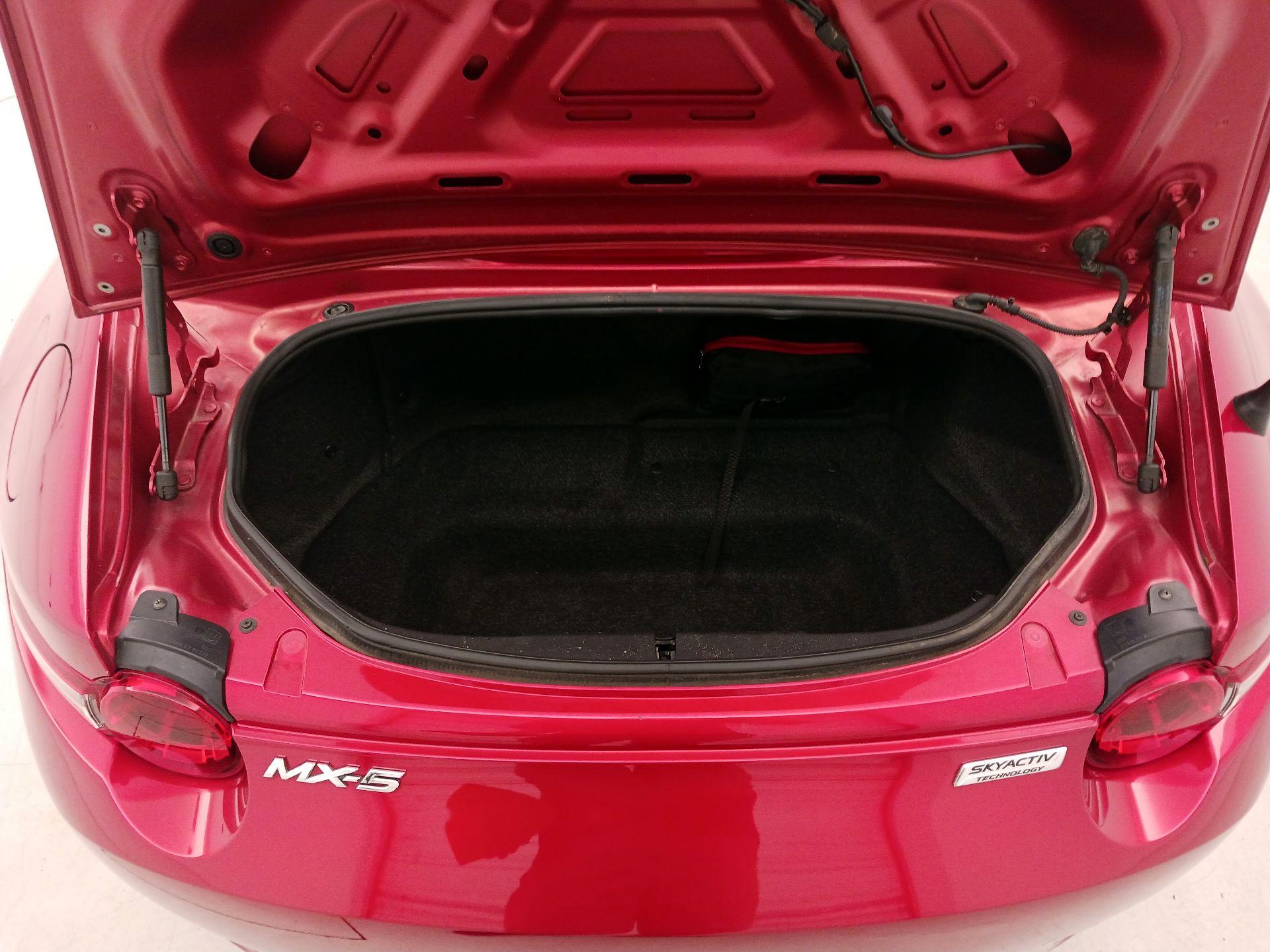 Thumbnail: 2016 Mazda MX-5 Miata - 19