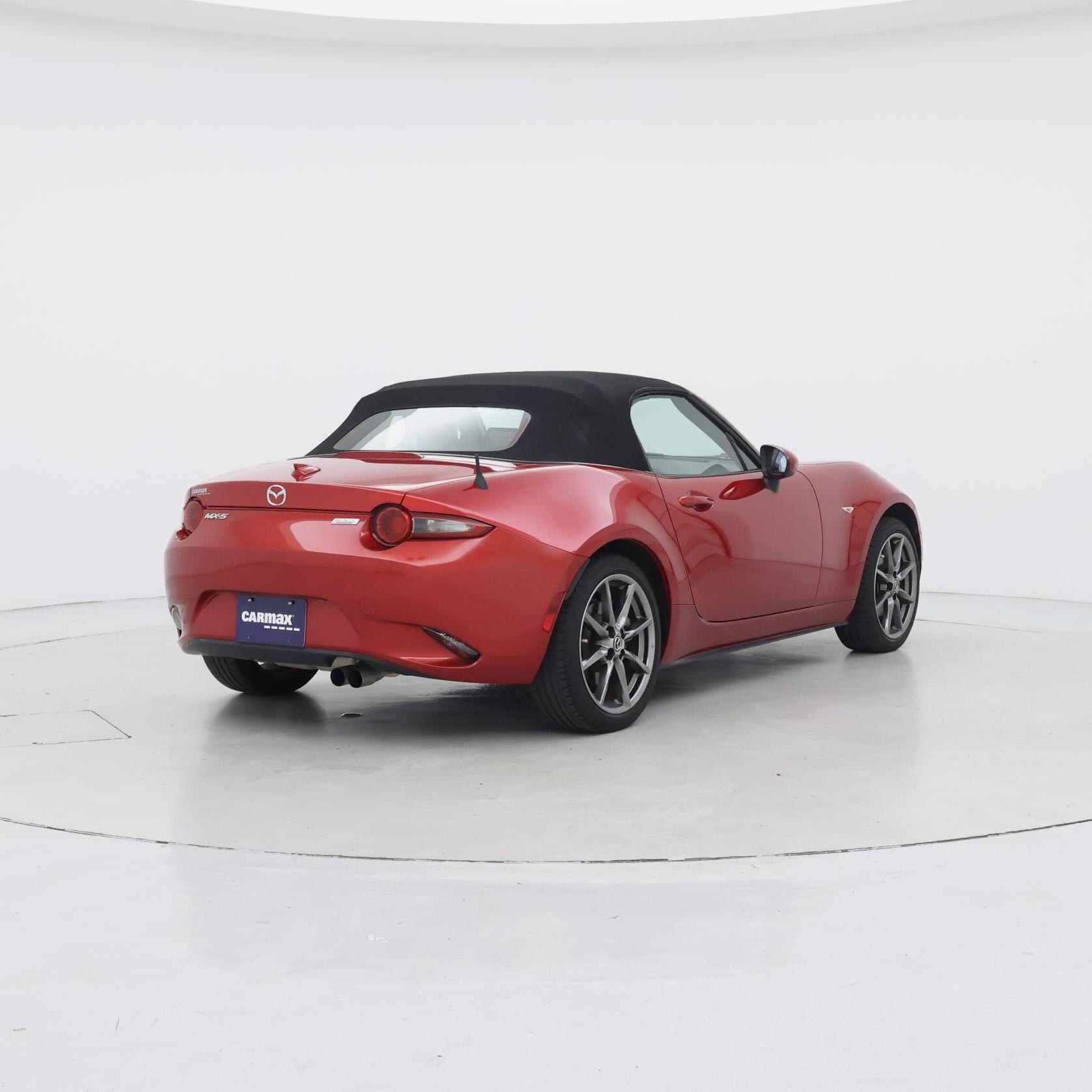 Thumbnail: 2016 Mazda MX-5 Miata - 8