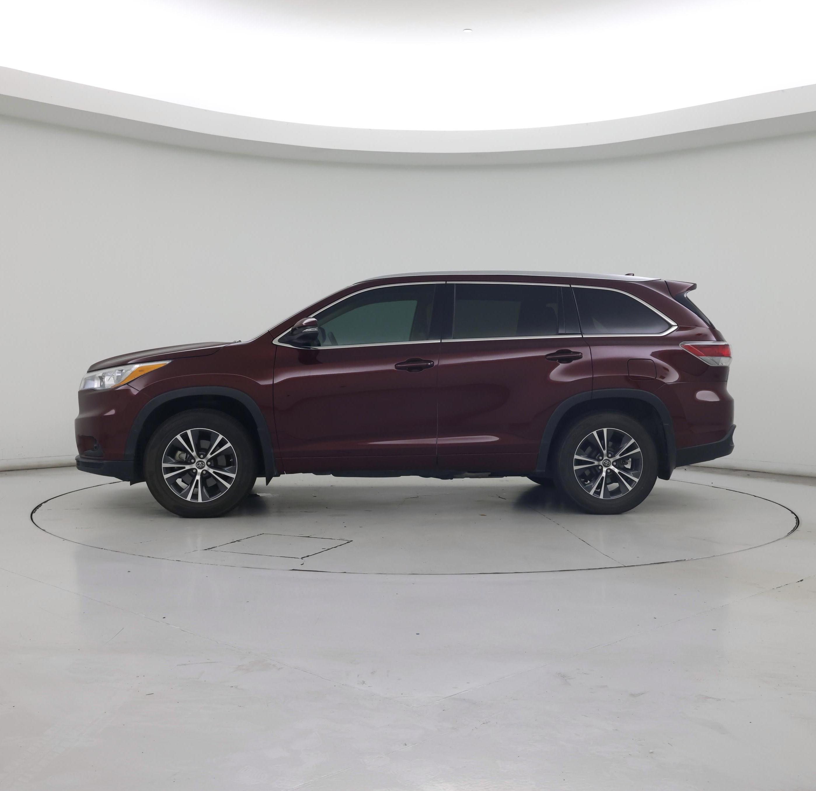 Thumbnail: 2016 Toyota Highlander - 3
