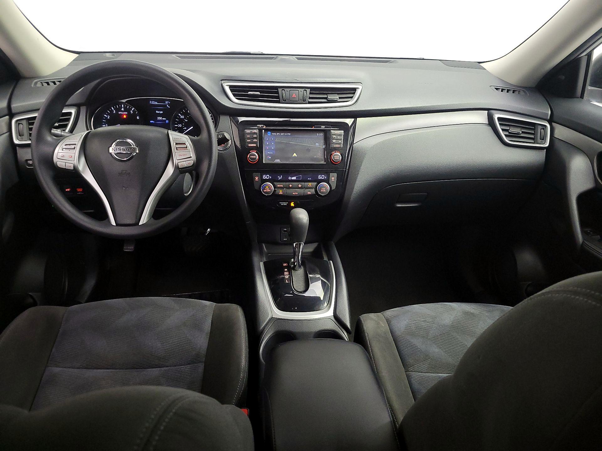 Thumbnail: 2015 Nissan Rogue - 9