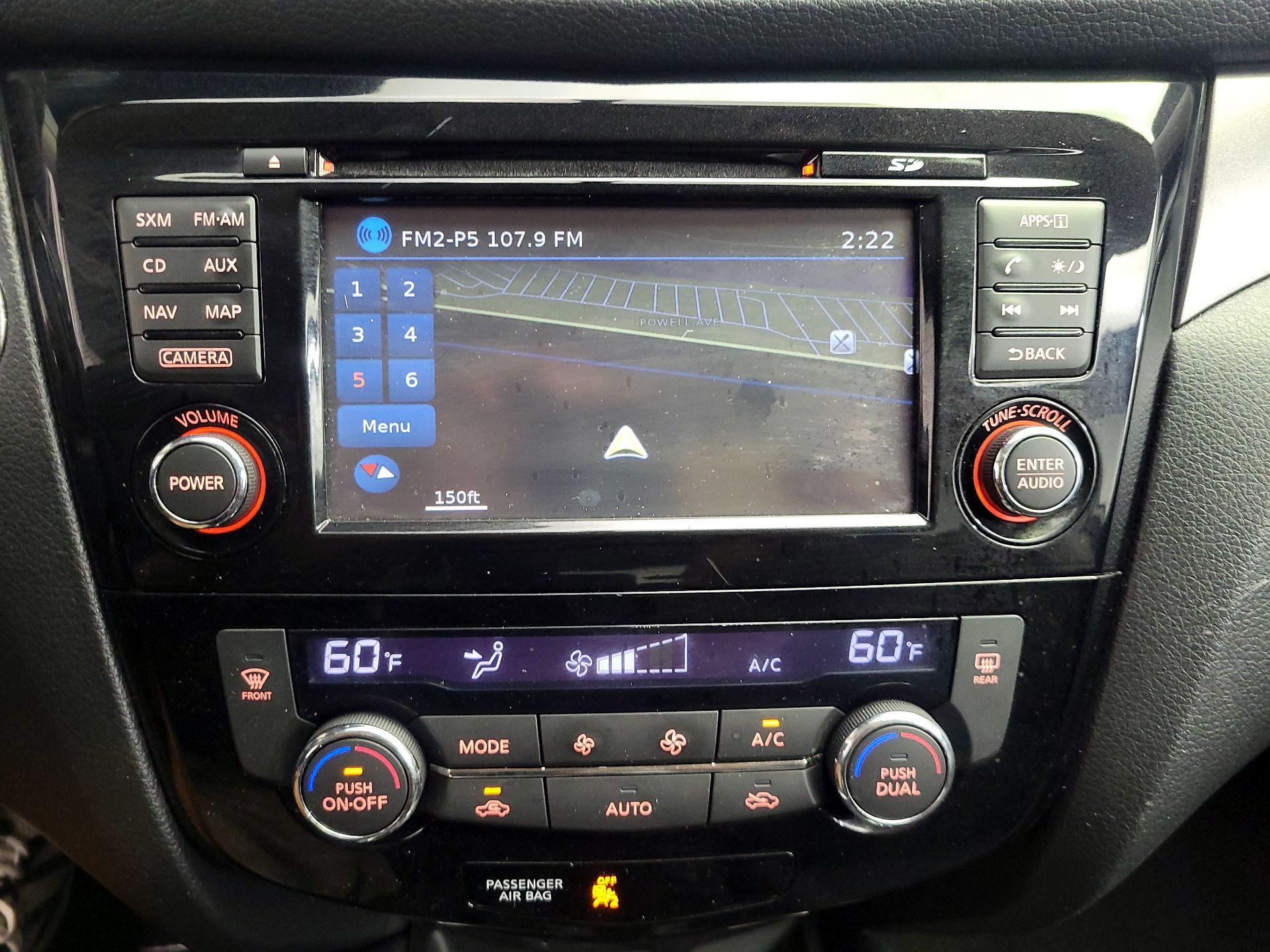 Thumbnail: 2015 Nissan Rogue - 14