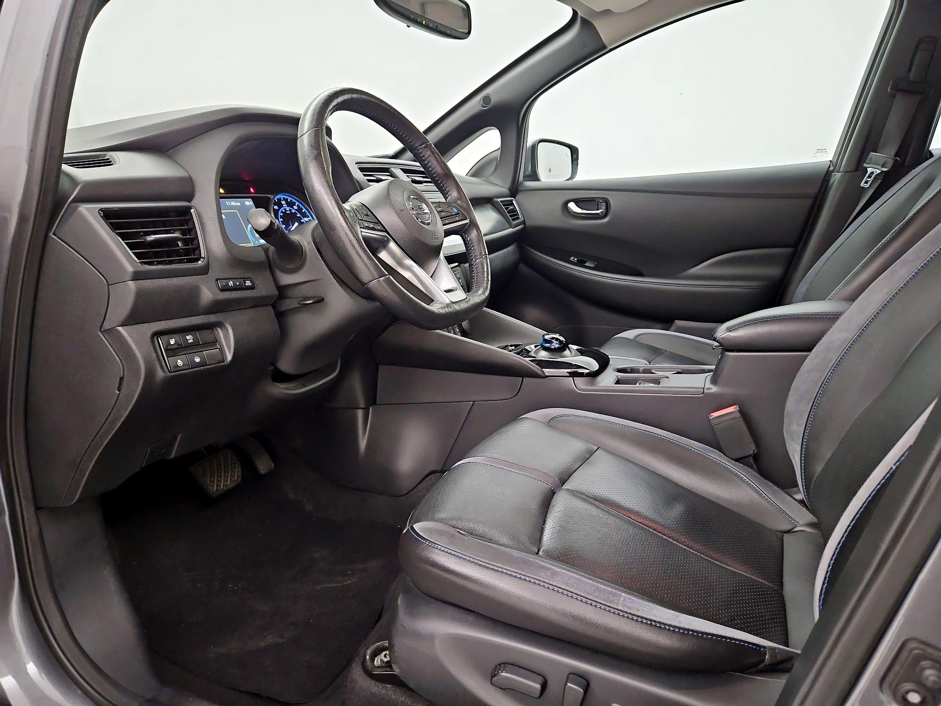 Thumbnail: 2019 Nissan Leaf - 11