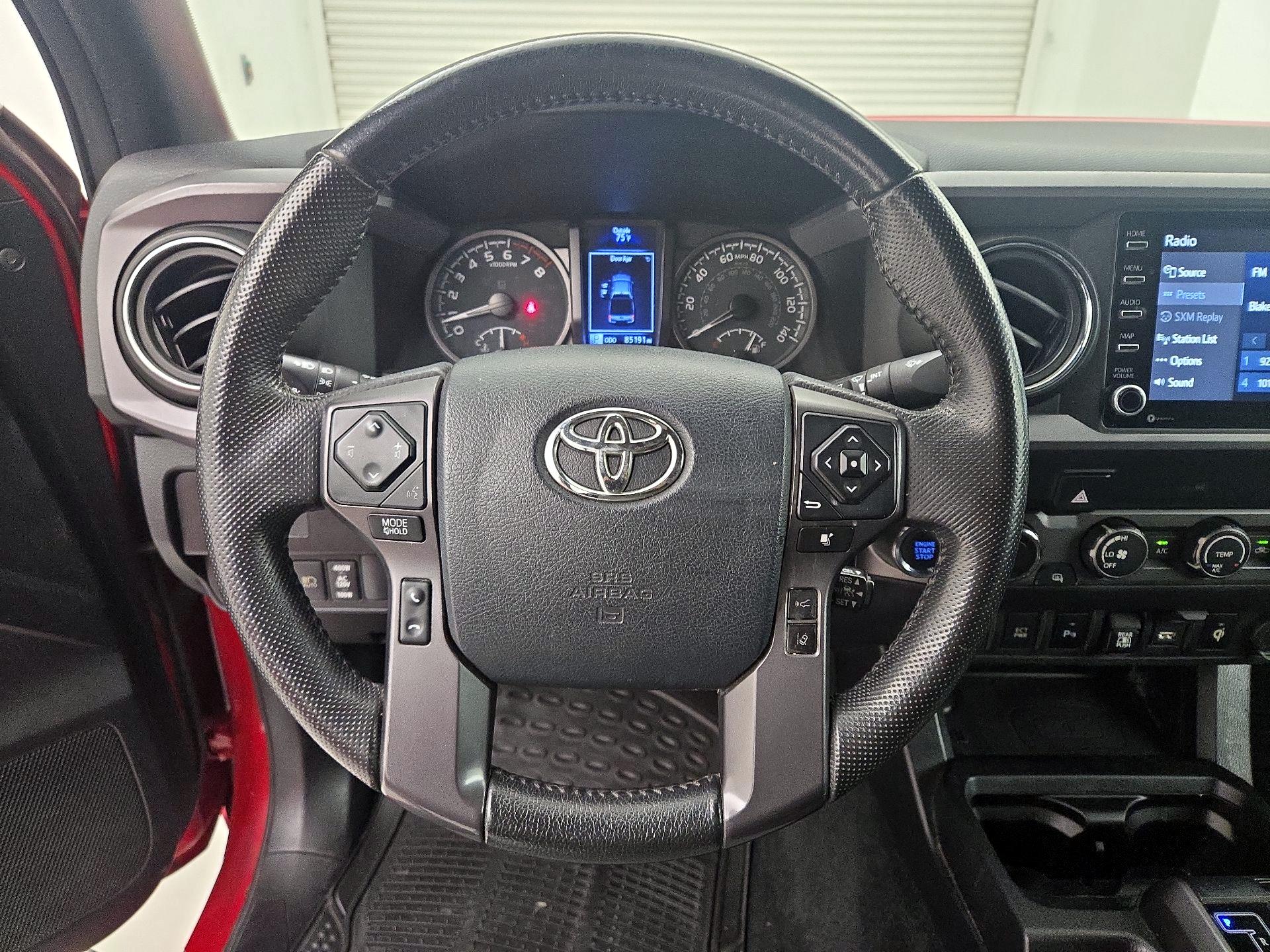 Thumbnail: 2020 Toyota Tacoma - 10