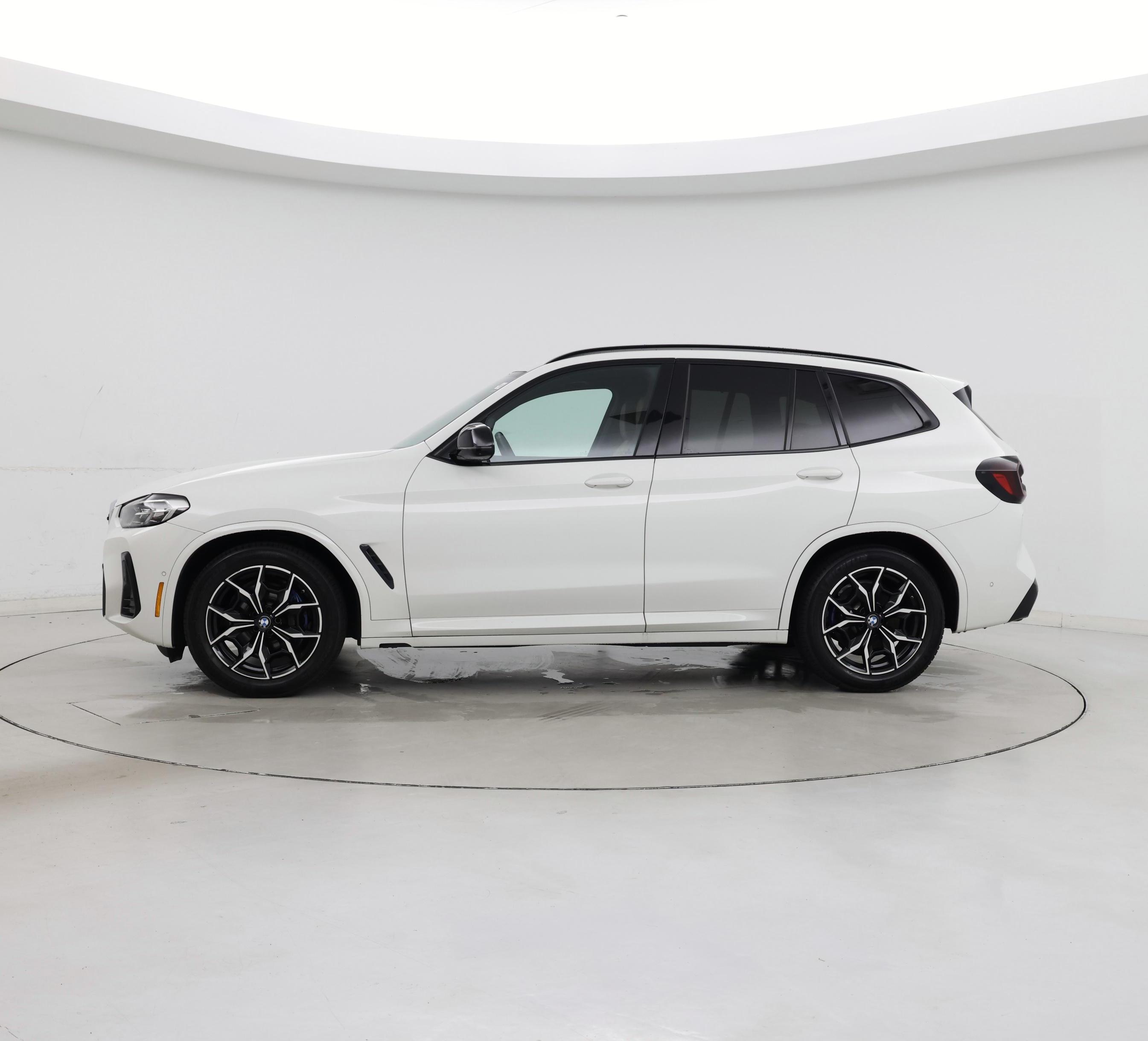 Thumbnail: 2022 BMW X3 - 3