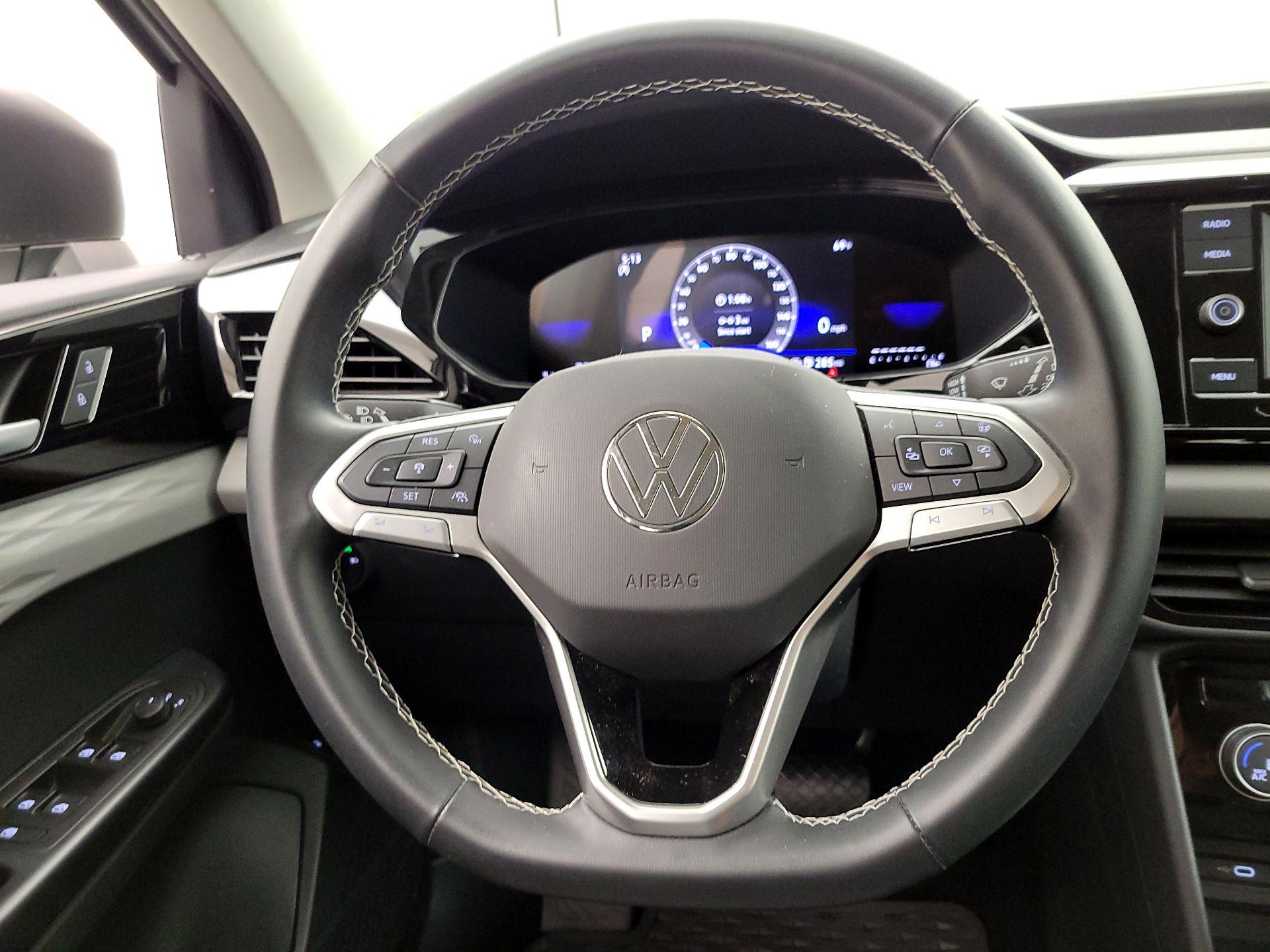 Thumbnail: 2024 Volkswagen Taos - 10