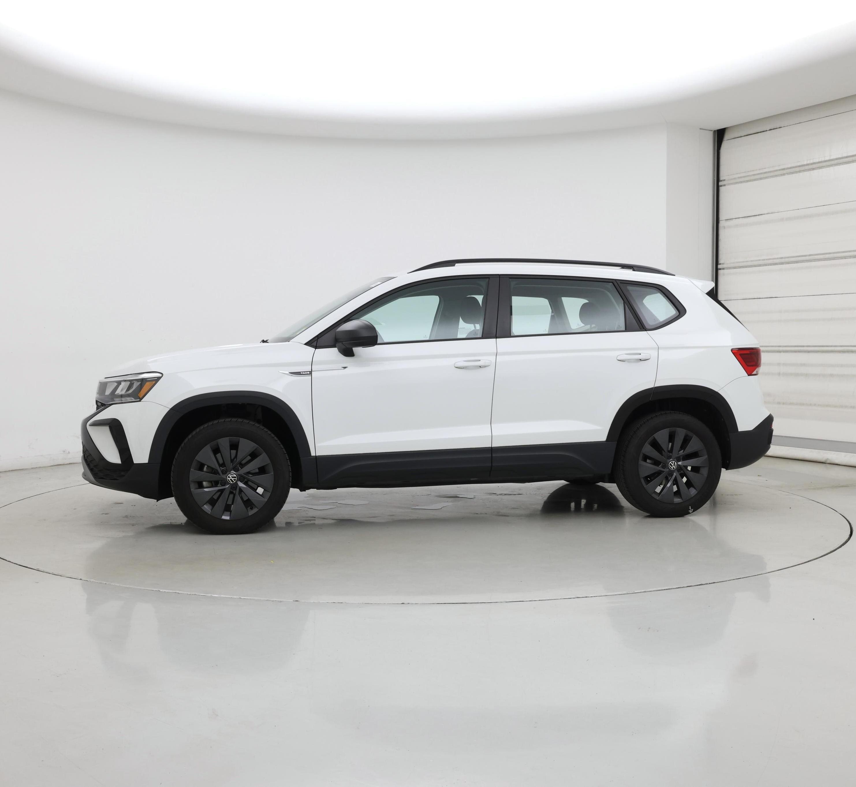 Thumbnail: 2024 Volkswagen Taos - 3