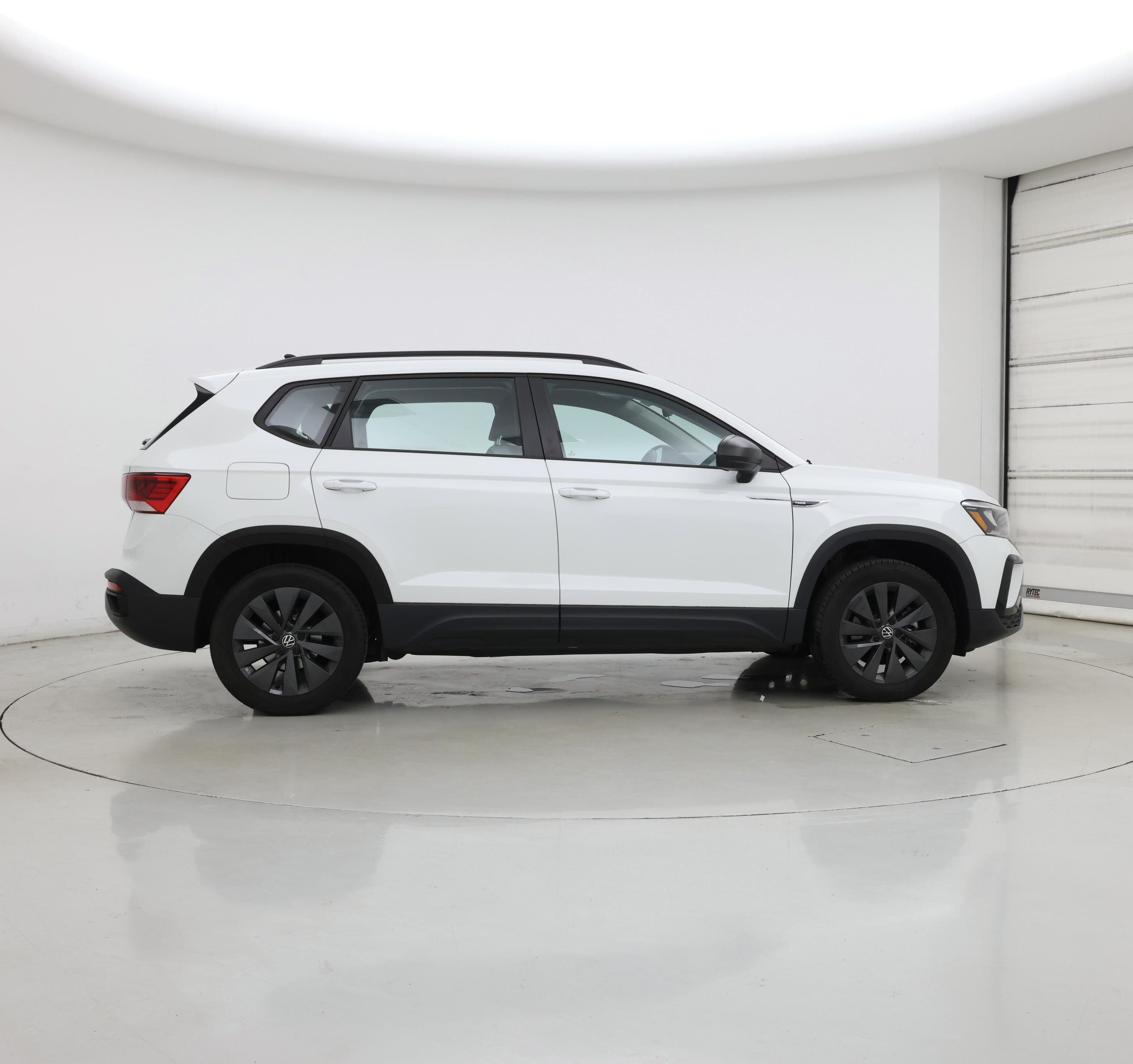 Thumbnail: 2024 Volkswagen Taos - 7