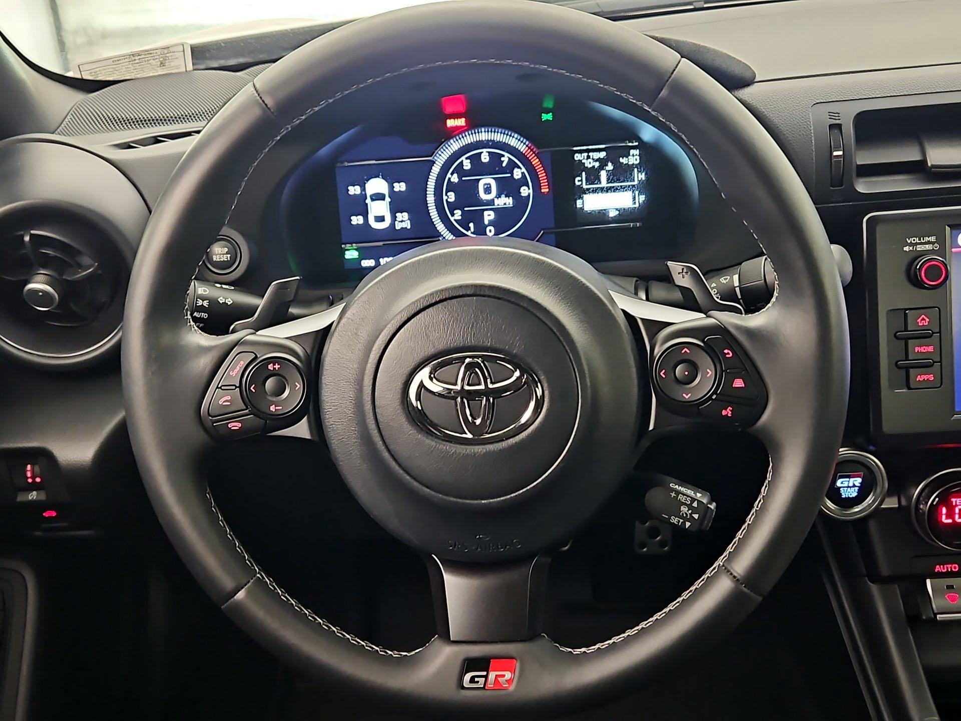 Thumbnail: 2023 Toyota GR86 - 10