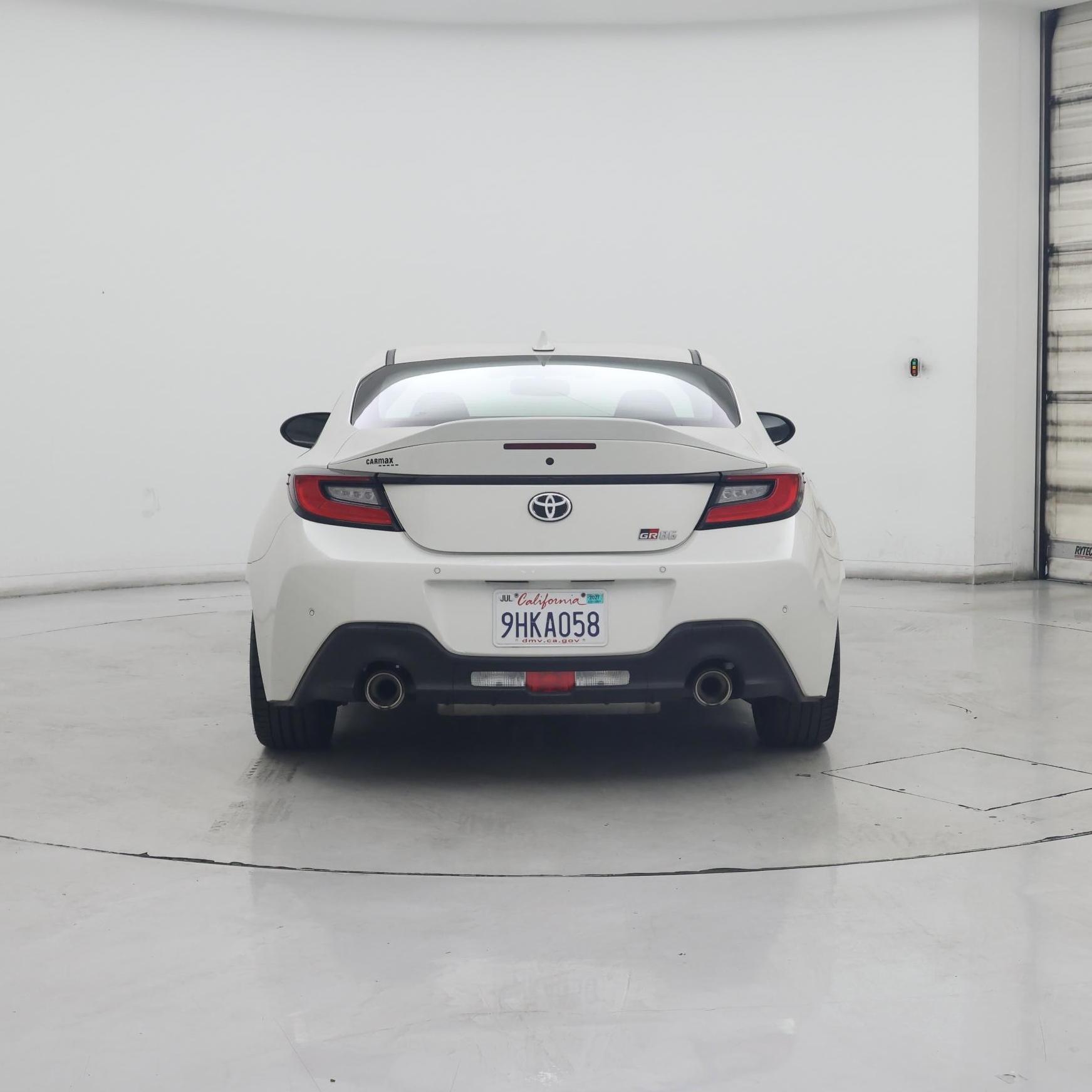 Thumbnail: 2023 Toyota GR86 - 6