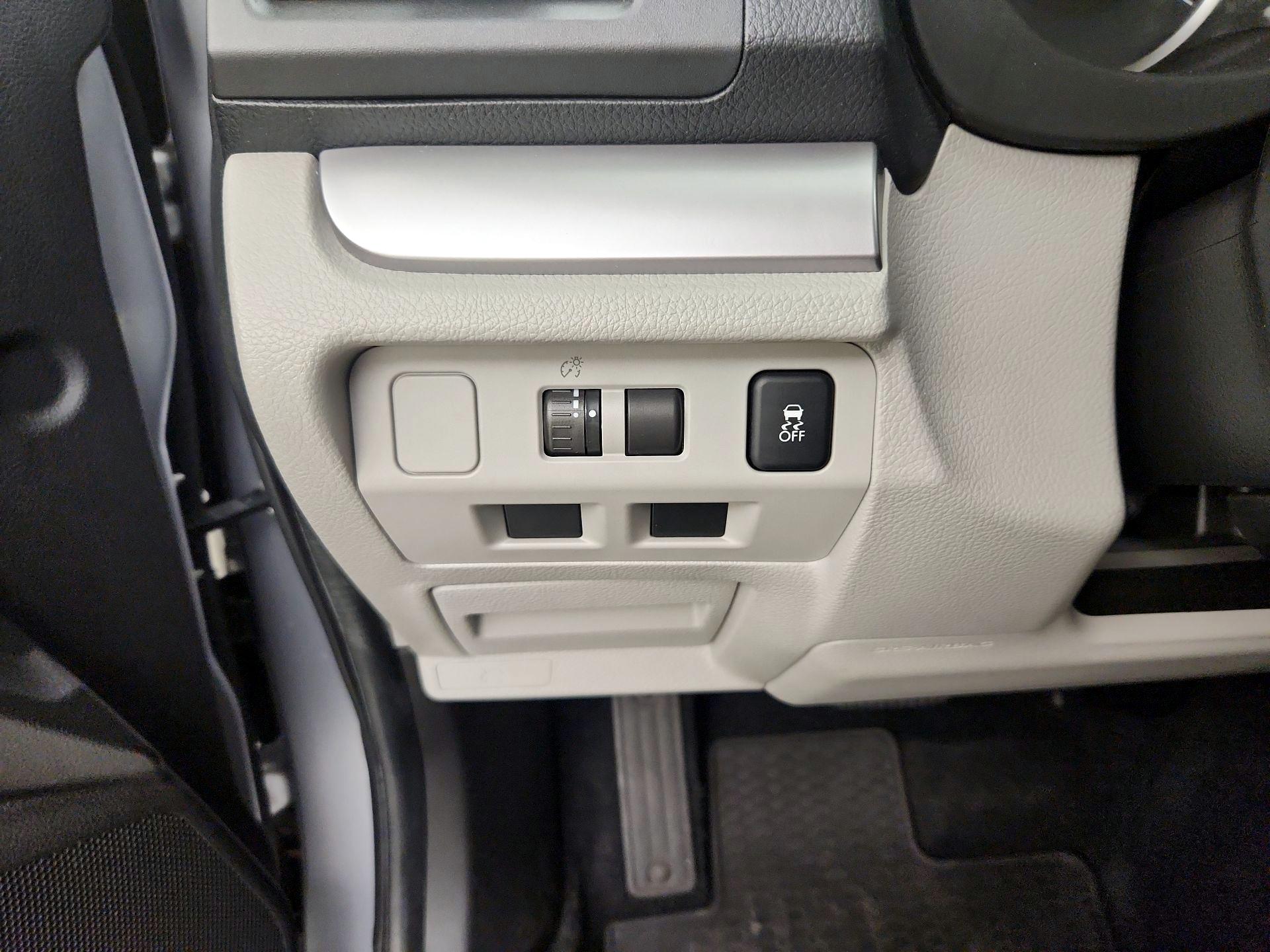 Thumbnail: 2014 Subaru Forester - 13