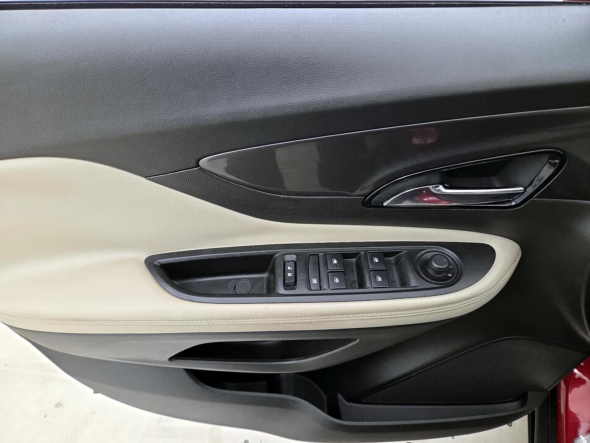 Thumbnail: 2019 Buick Encore - 12