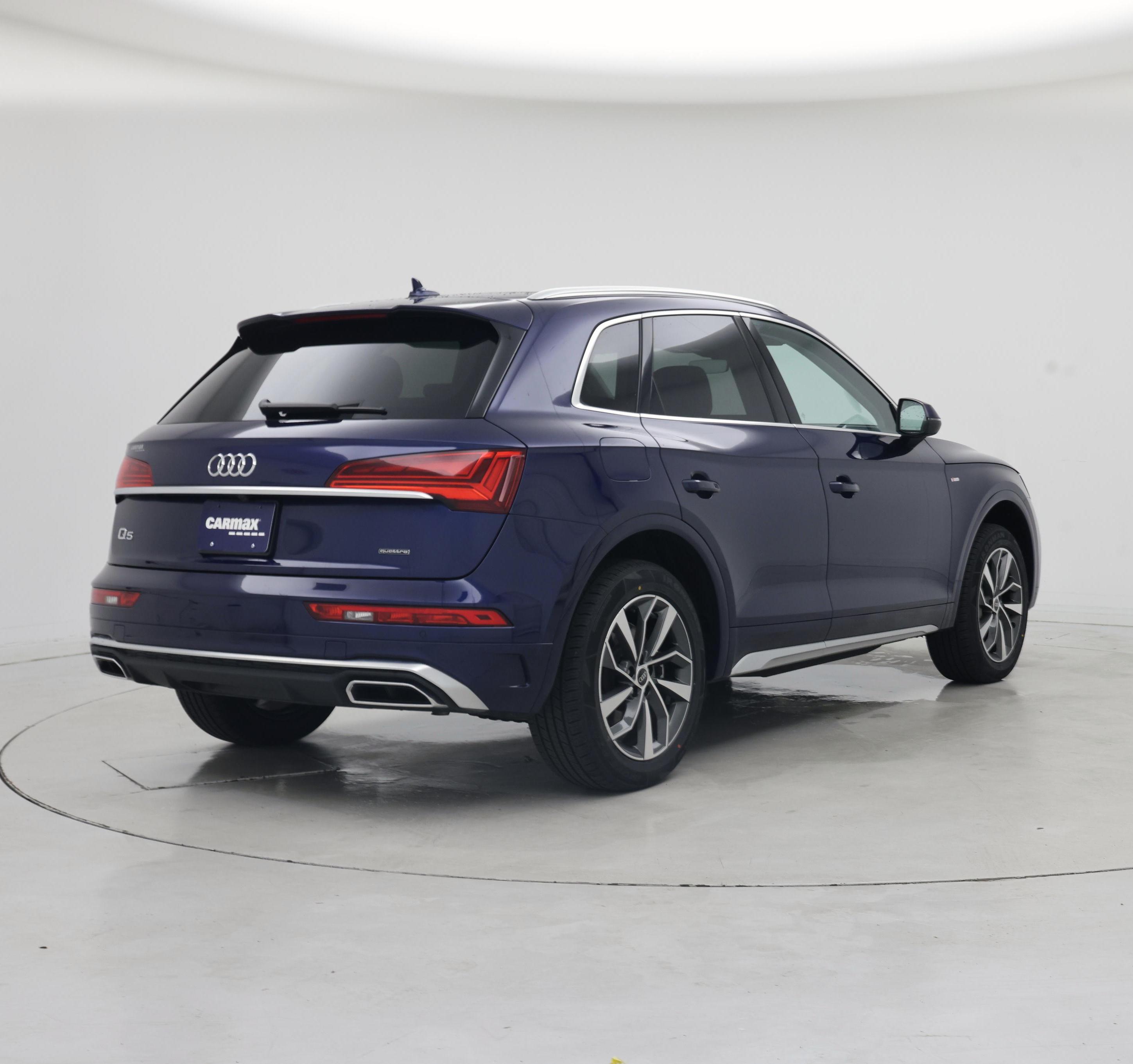 Thumbnail: 2023 Audi Q5 - 8
