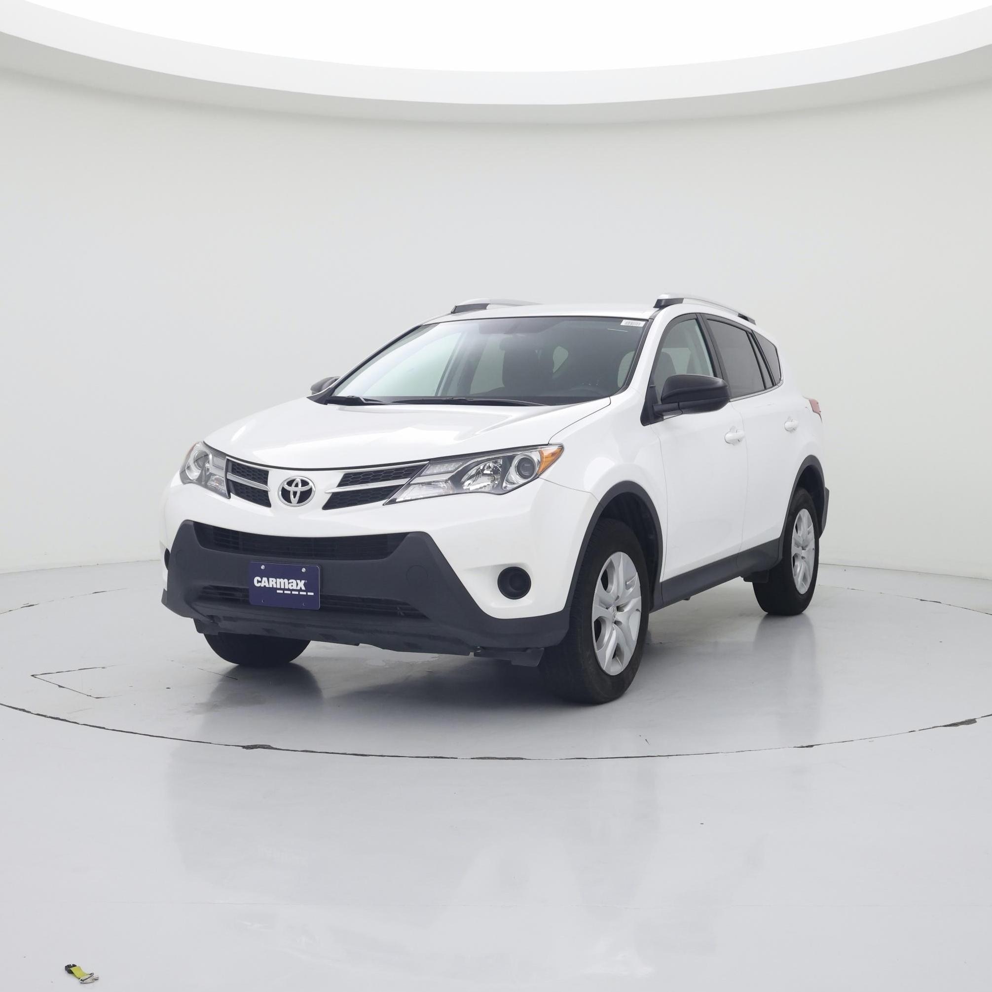Thumbnail: 2015 Toyota RAV4 - 4