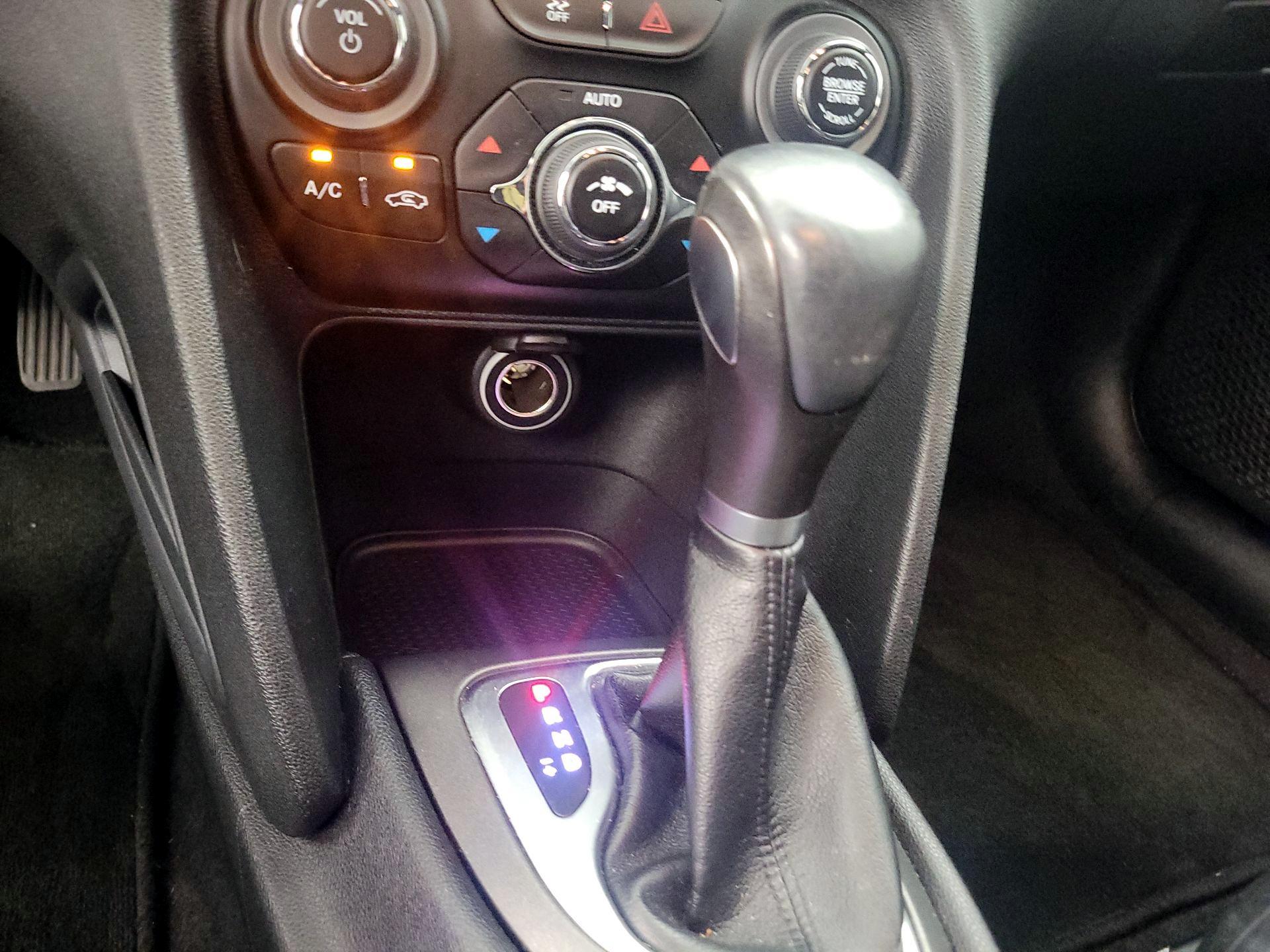 Thumbnail: 2016 Dodge Dart - 18