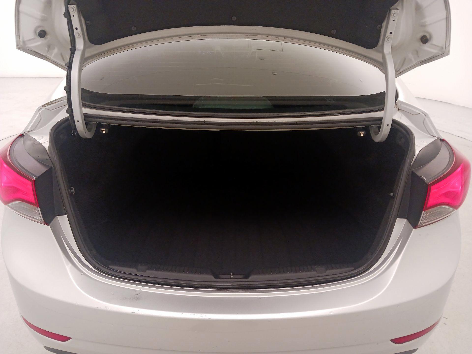 Thumbnail: 2015 Hyundai Elantra - 20