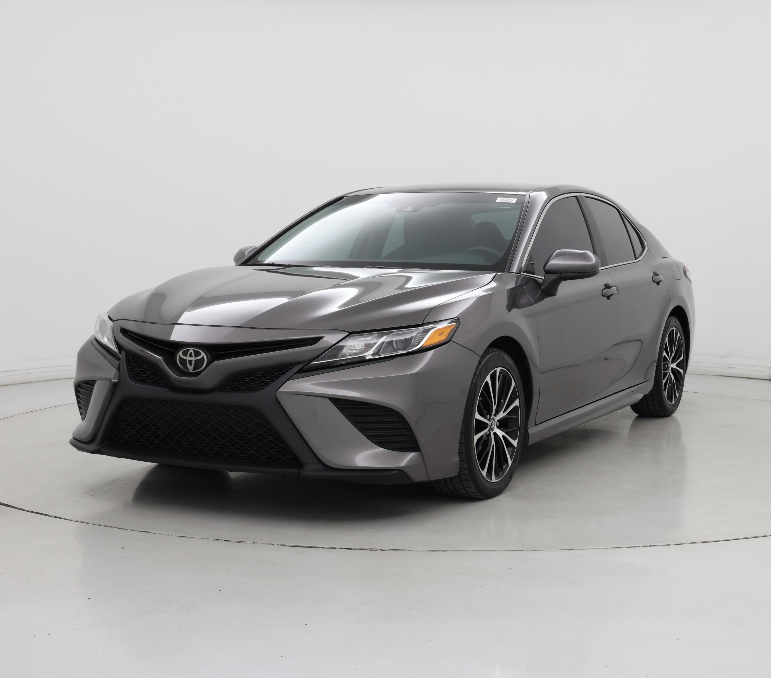 Thumbnail: 2018 Toyota Camry - 4