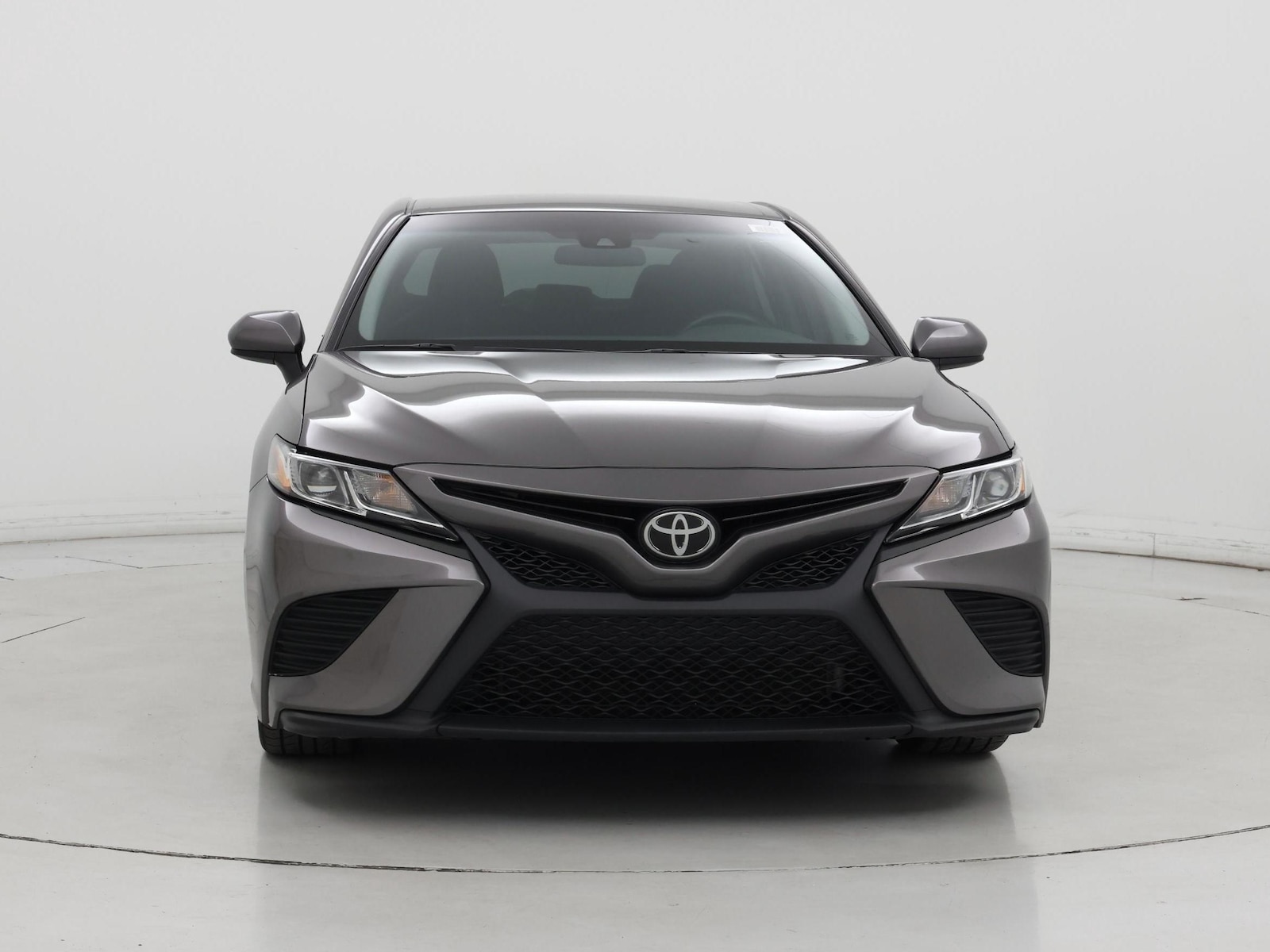 2018 Toyota Camry SE - Photo 6