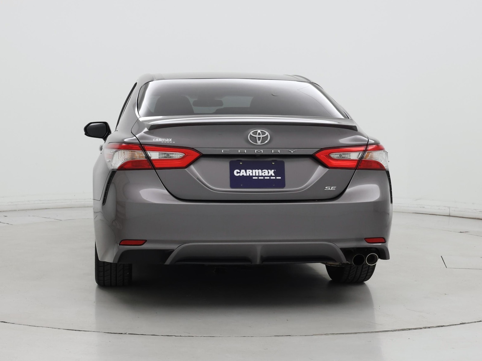 2018 Toyota Camry SE - Photo 7