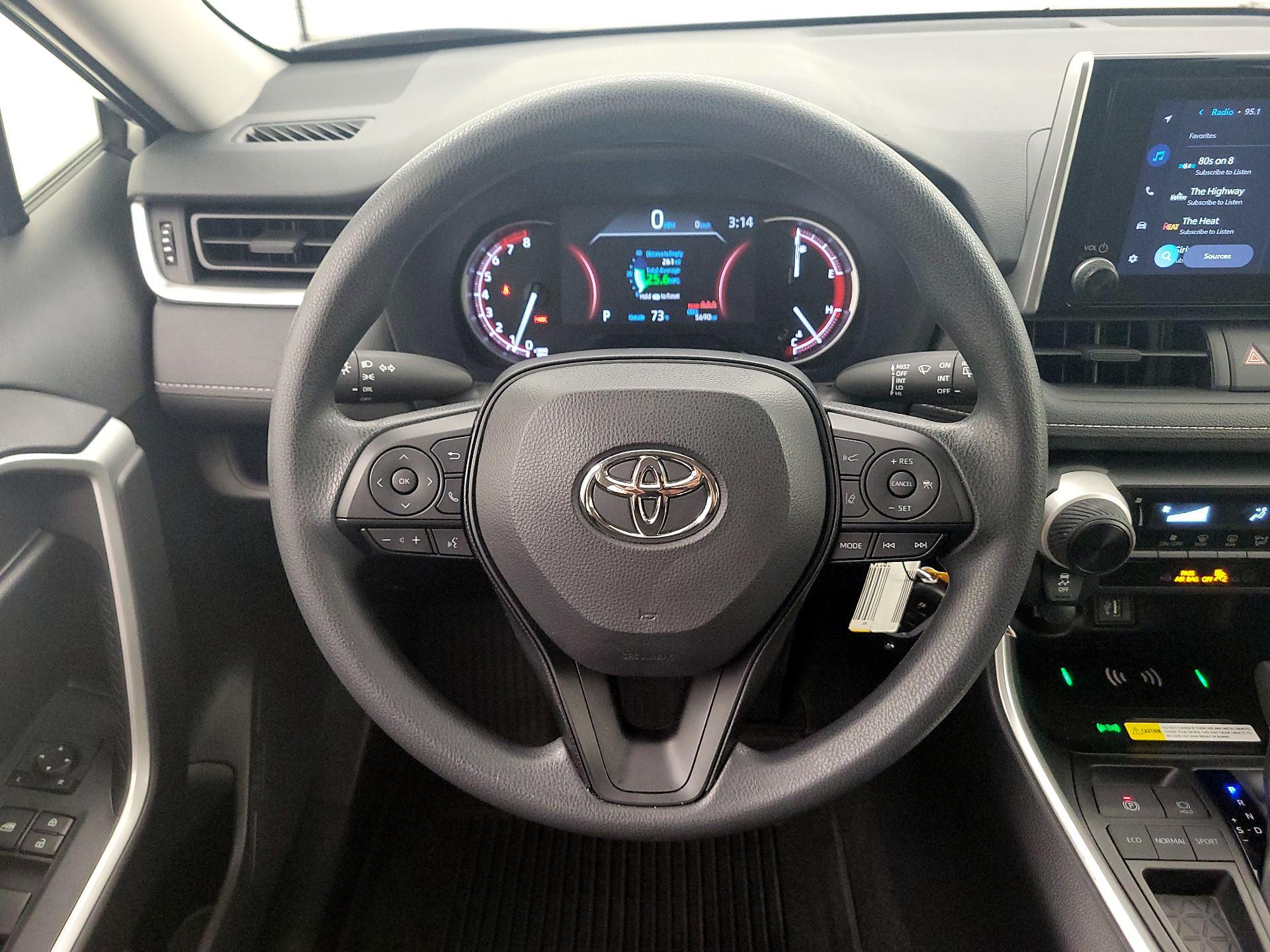 Thumbnail: 2025 Toyota RAV4 - 10