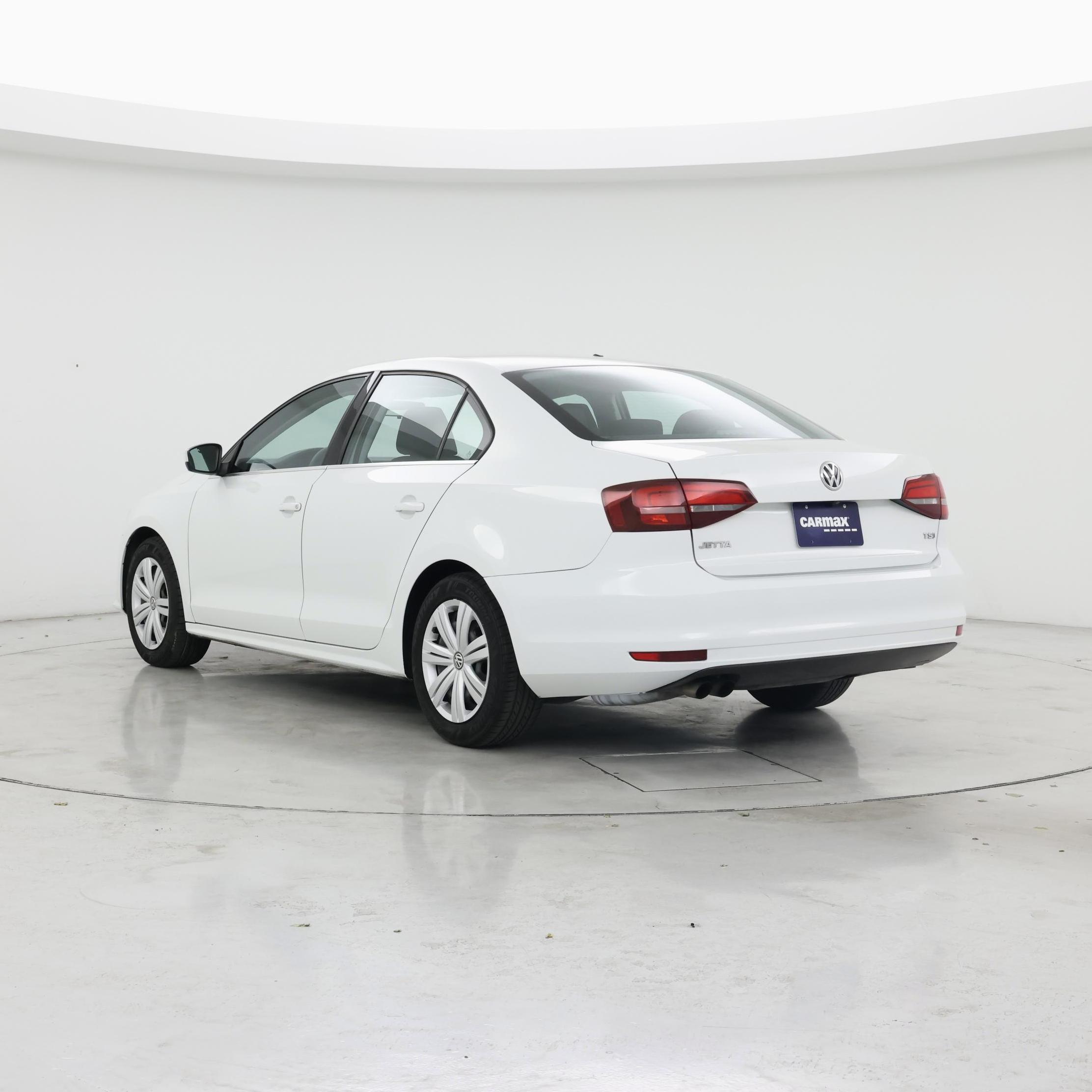 Thumbnail: 2017 Volkswagen Jetta - 2