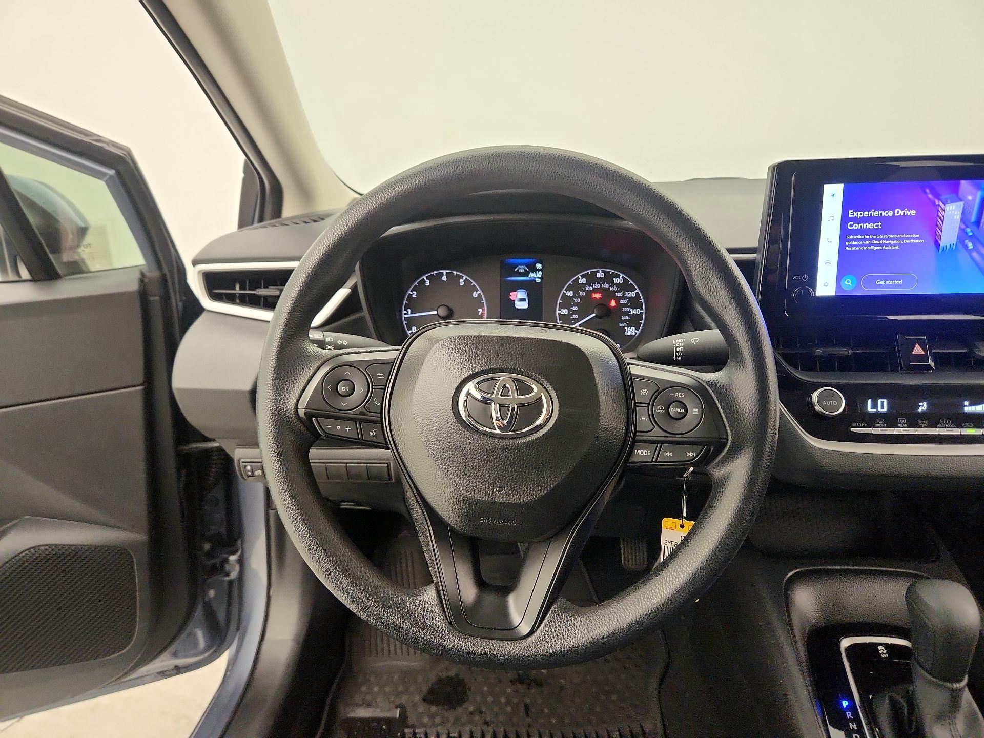Thumbnail: 2025 Toyota Corolla - 10