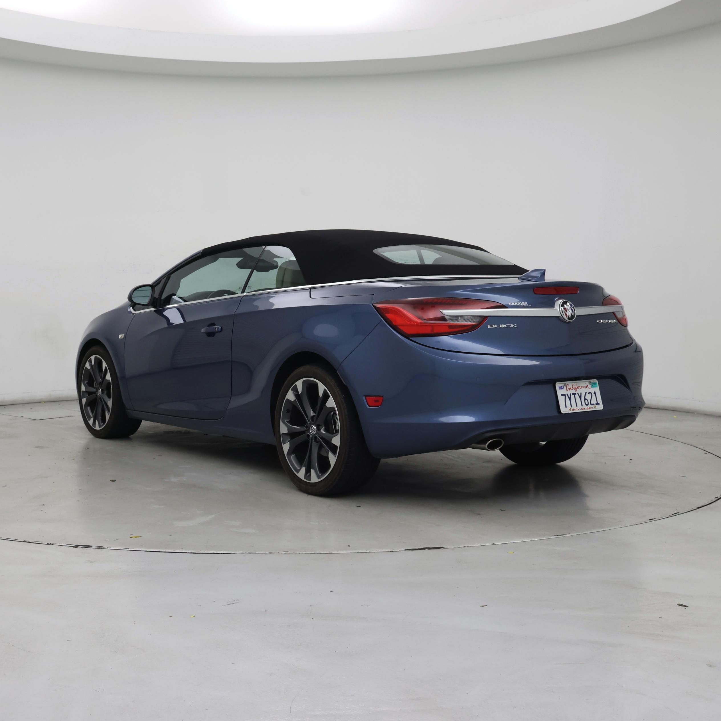 Thumbnail: 2017 Buick Cascada - 2
