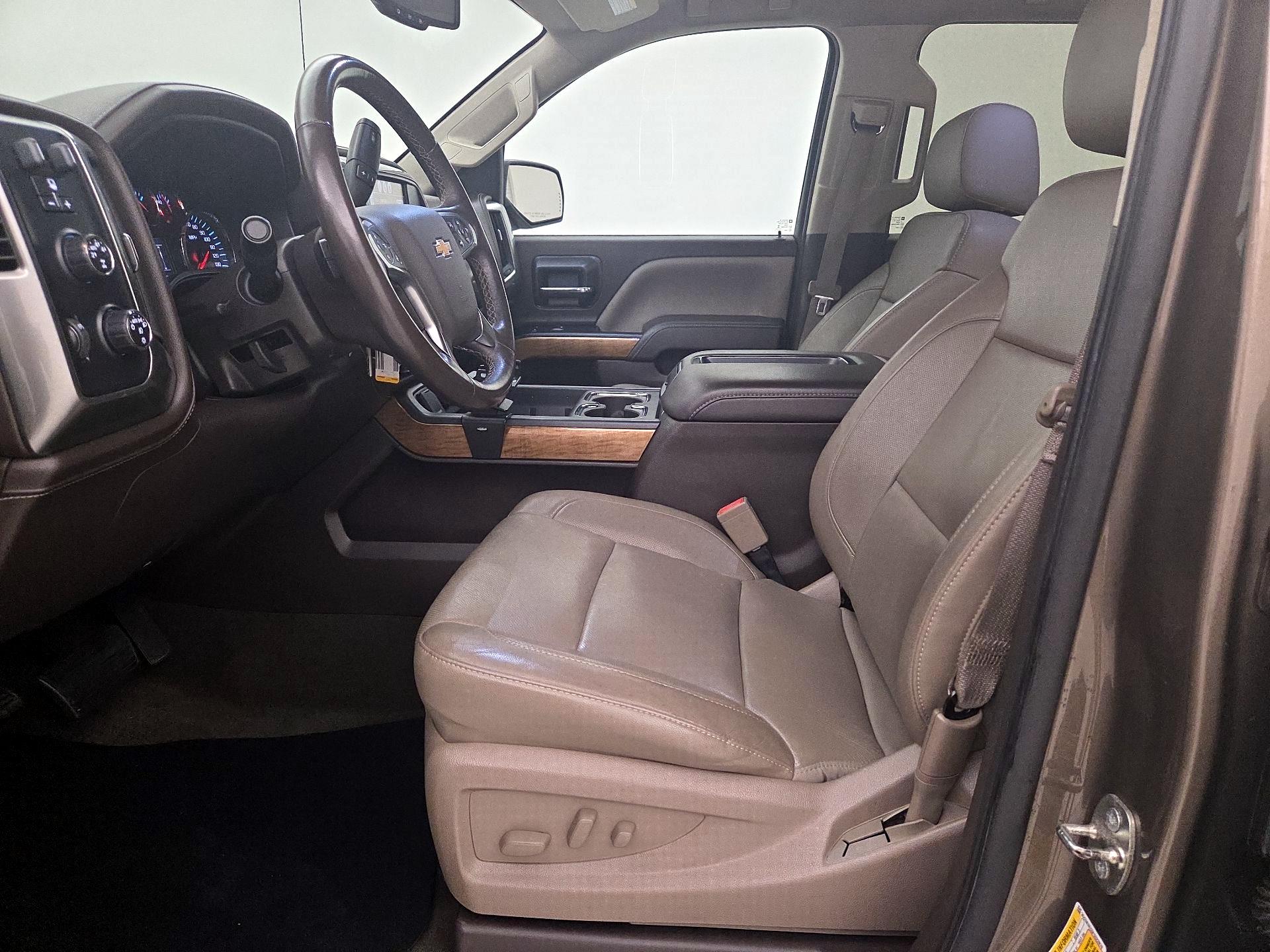Thumbnail: 2015 Chevrolet Silverado 1500 - 11