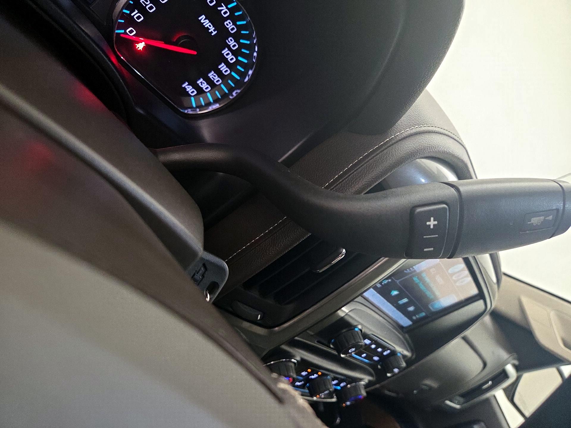 Thumbnail: 2015 Chevrolet Silverado 1500 - 17