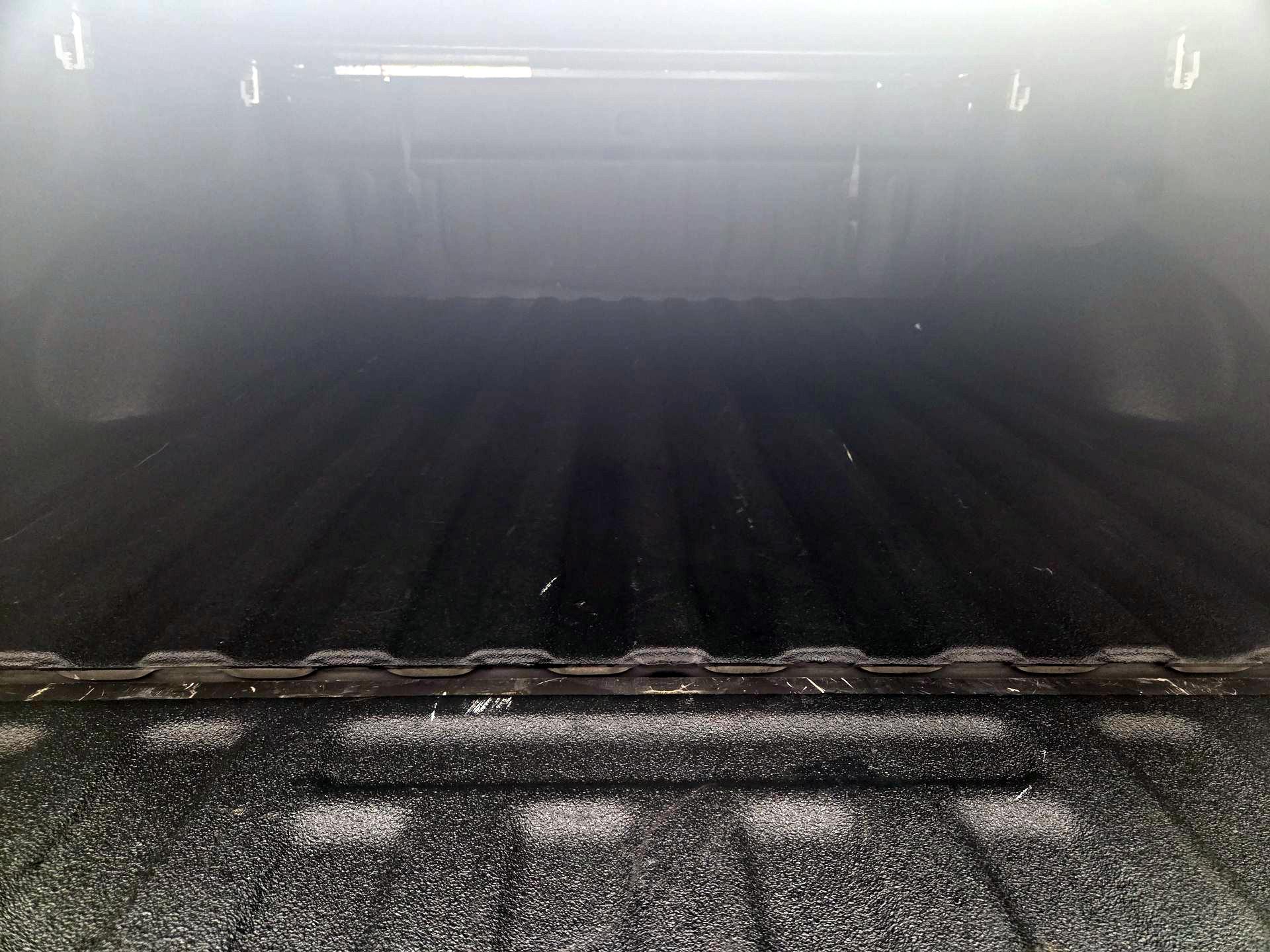 Thumbnail: 2015 Chevrolet Silverado 1500 - 19