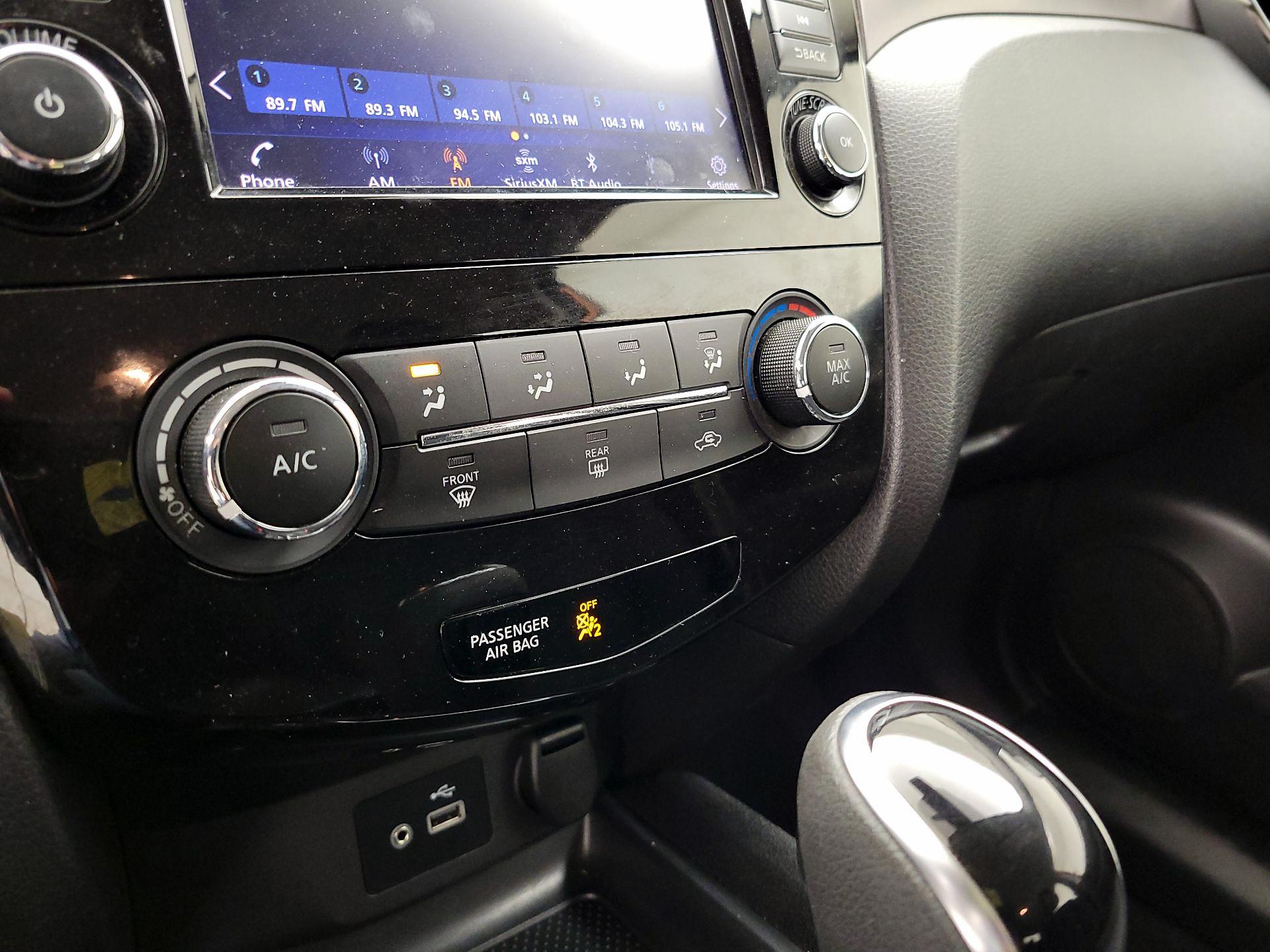 Thumbnail: 2020 Nissan Rogue Sport - 16