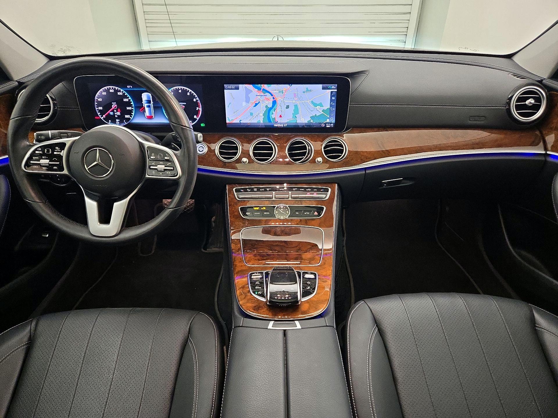 Thumbnail: 2019 Mercedes-Benz E-Class - 9