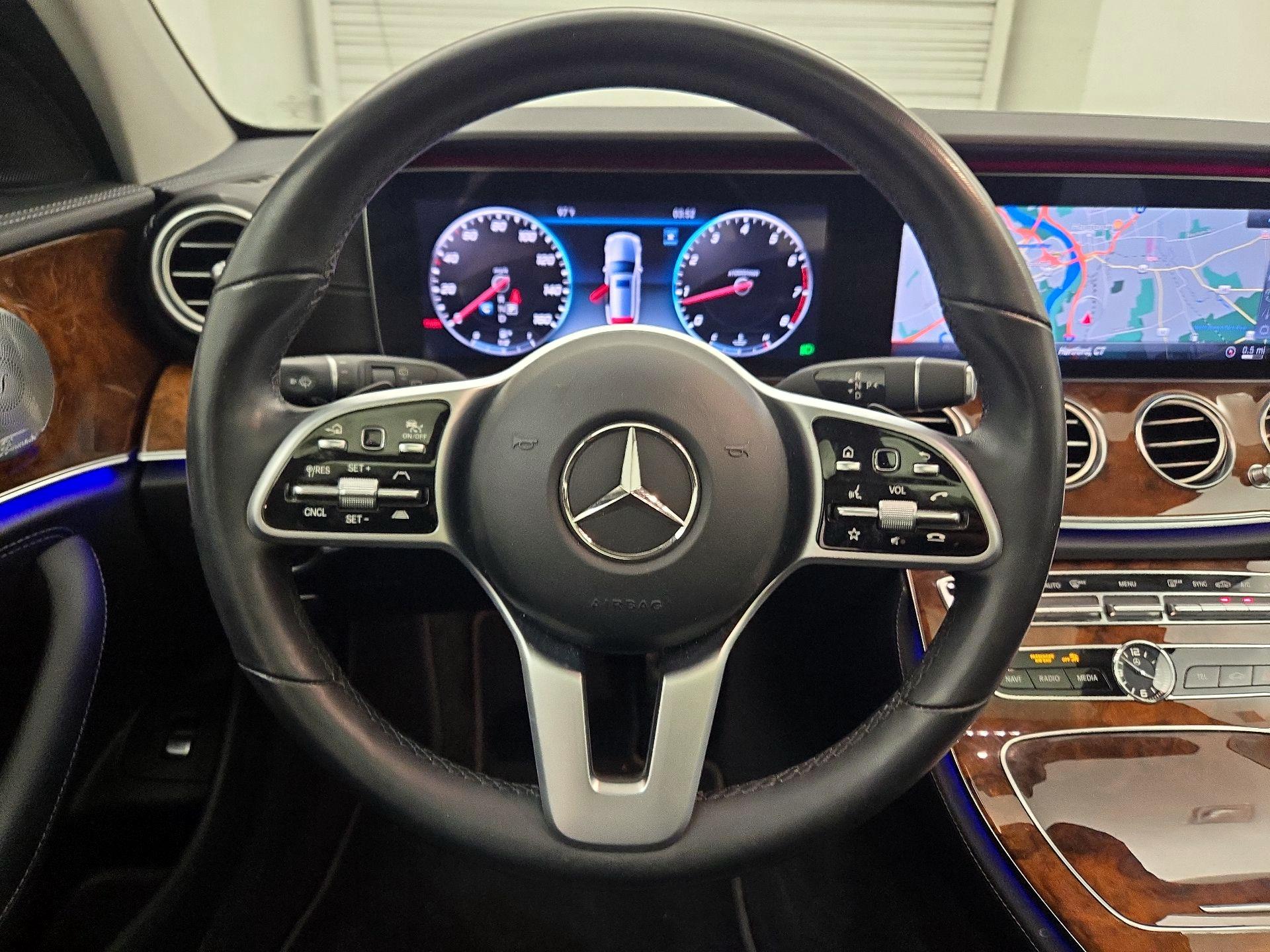 Thumbnail: 2019 Mercedes-Benz E-Class - 10